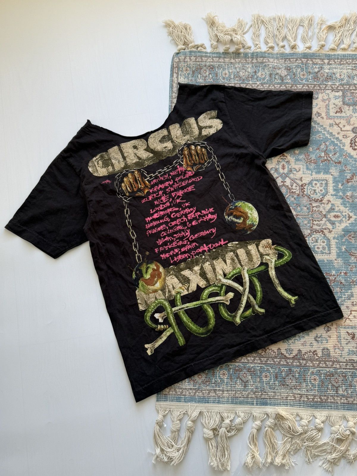 Travis Scott TRAVIS SCOTT GOD I'M FREE TONIGHT EUROPETOUR TEE DISTRESSED Size US M / EU 48-50 / 2 - 2 Thumbnail
