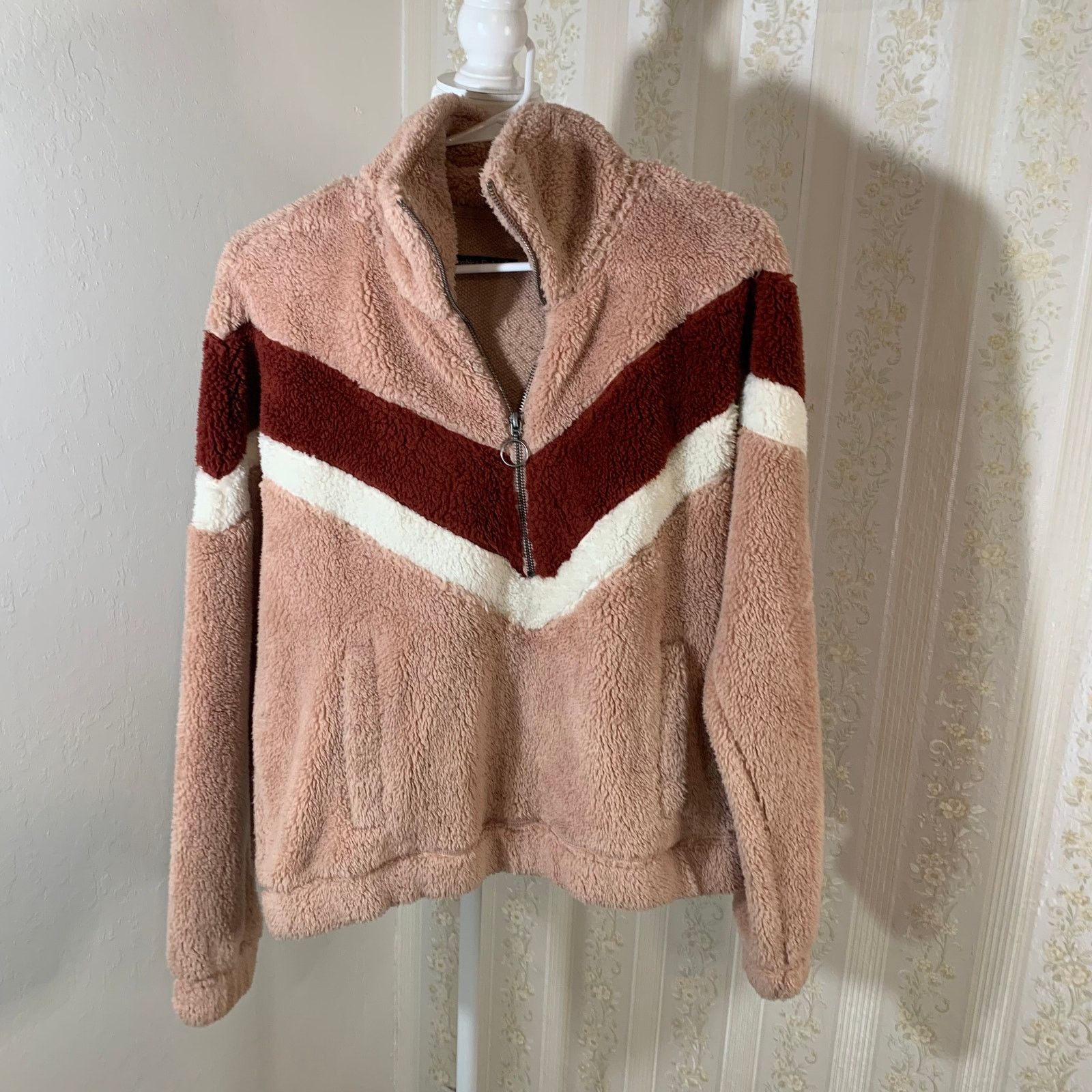 Abercrombie & Fitch Abercrombie & Fitch Fuzzy Teddy Fleece Size S Size S / US 4 / IT 40 - 7 Thumbnail