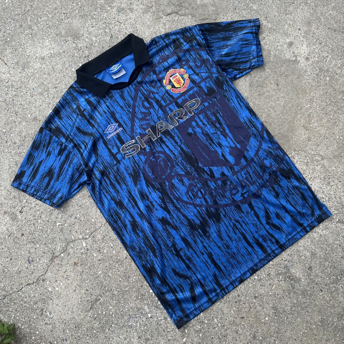 Umbro VNTG Umbro Manchester United Sharp football tee jersey Size US L / EU 52-54 / 3 - 2 Thumbnail