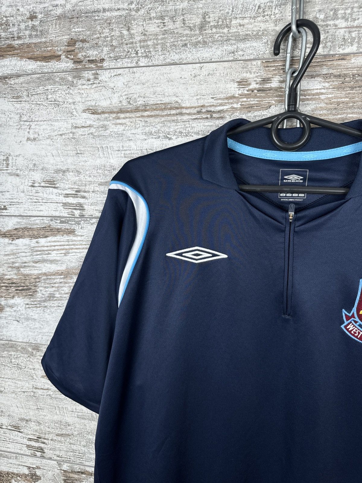Umbro Mens Vintage Umbro West Ham United T-shirt soccer jersey tee Size US XL / EU 56 / 4 - 4 Thumbnail