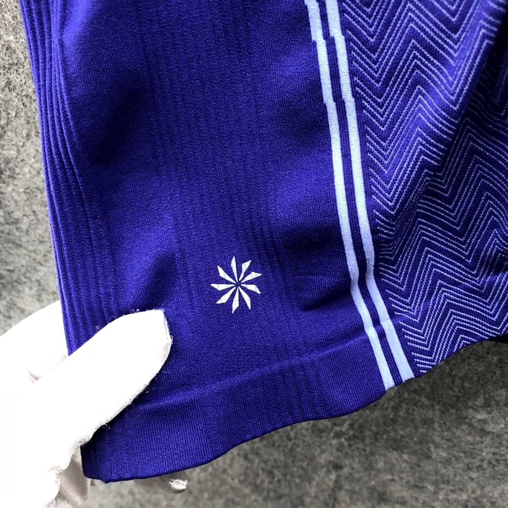 Athleta Athleta Hoodie Womens S Blue Seamless Full Zip Fitted Athletic Ruched Thumbholes Size S / US 4 / IT 40 - 5 Thumbnail