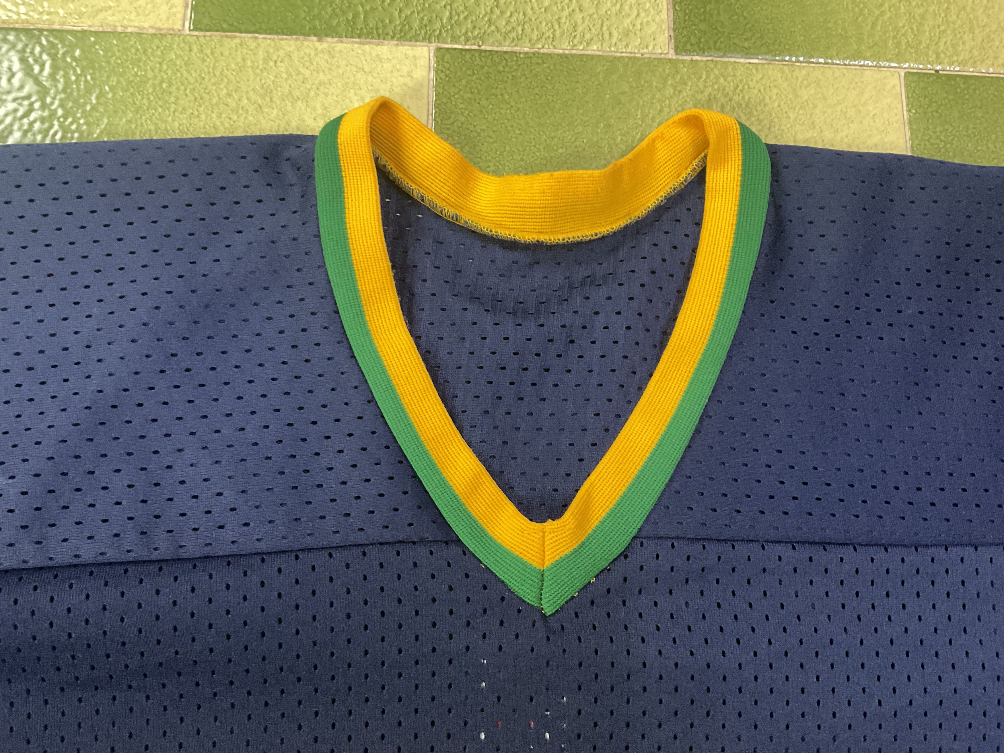NCAA Irish Rovers #22 Hockey Jersey Notre Dame Fighting Irish Size US L / EU 52-54 / 3 - 4 Thumbnail