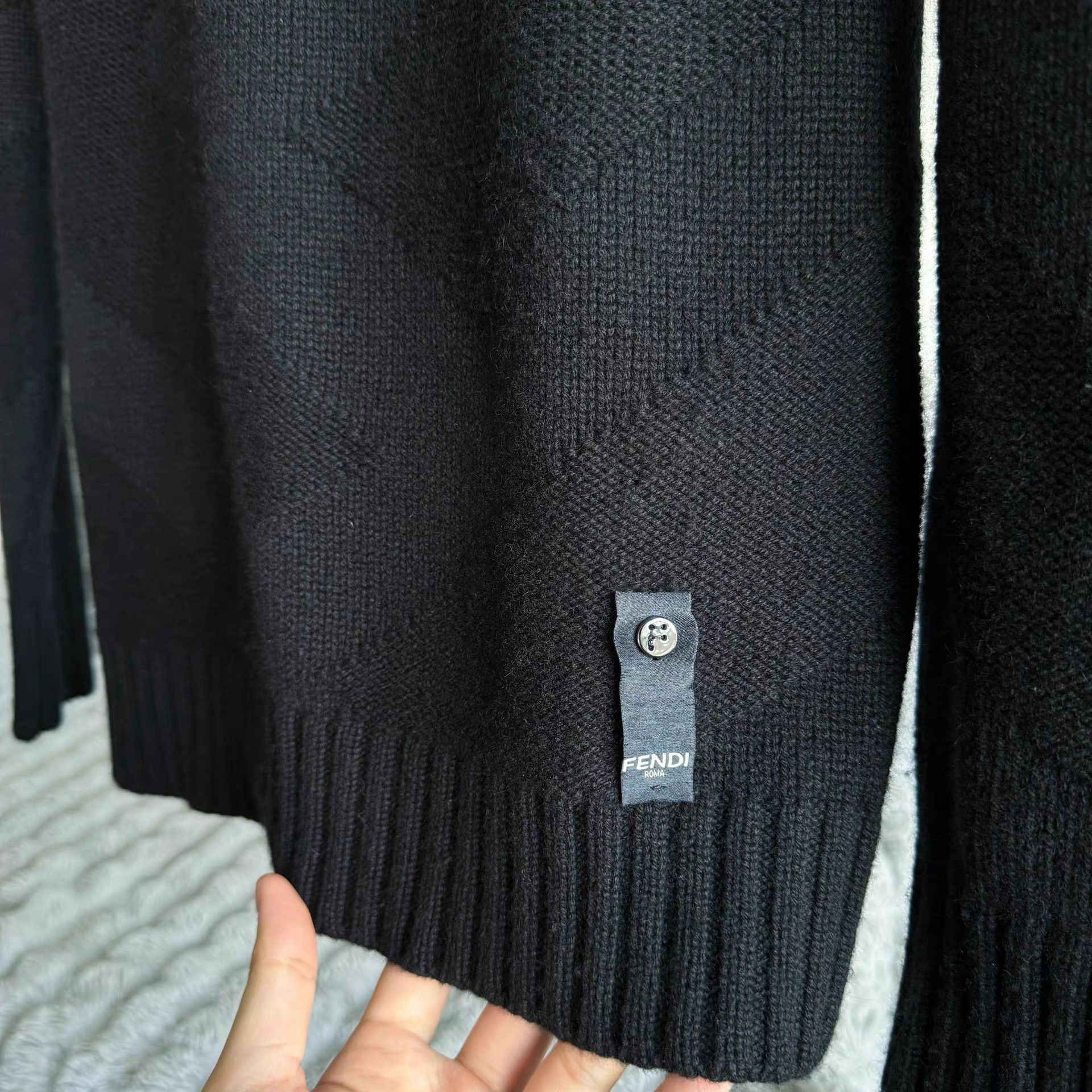 Fendi Fendi Double F Cashmere Sweater Size US S / EU 44-46 / 1 - 3 Thumbnail