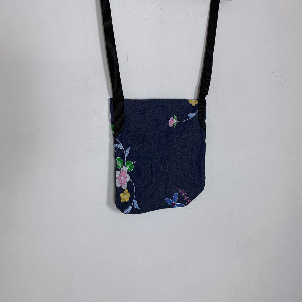 Engineered Garments INDIGO DENIM FLORAL EMBROIDERY SHOULDER POUCH Size ONE SIZE - 4 Thumbnail