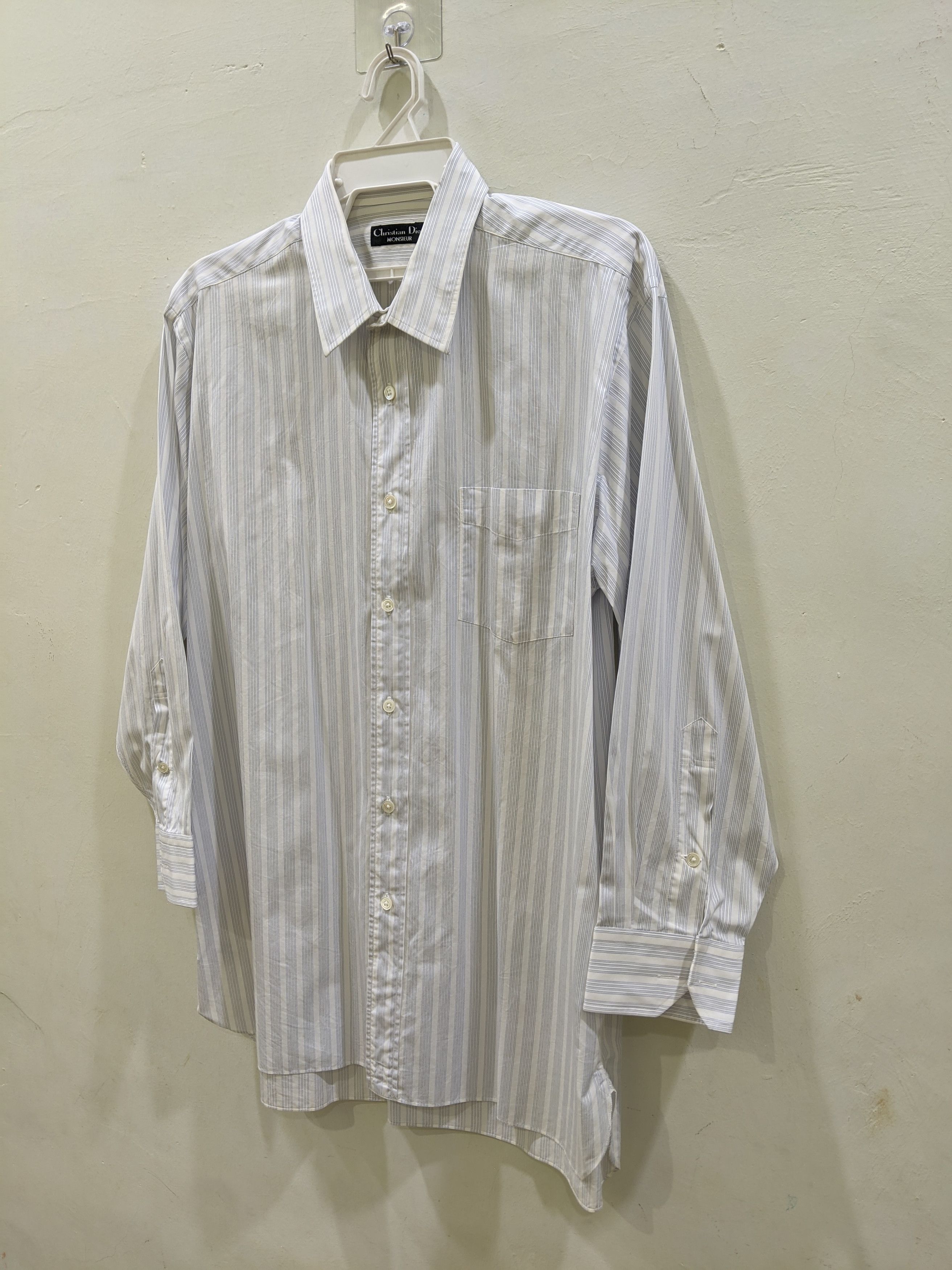 Christian Dior Monsieur × Dior Christian Dior Monsieur Button Ups L/S Shirt M fits L Size US L / EU 52-54 / 3 - 4 Thumbnail