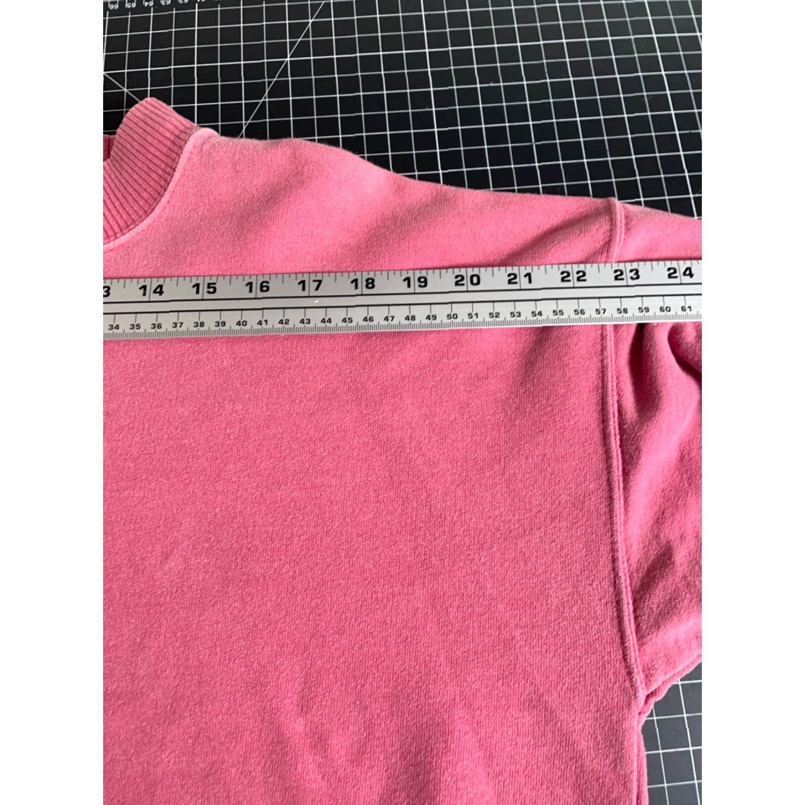 The North Face VTG The North Face Sweatshirt Women’s Medium Pink Mock Neck United States Made 90s Pullover Raglan Sleeve Crew Neck Cotton Polyester Blend VINTAGE Size M / US 6-8 / IT 42-44 - 7 Thumbnail