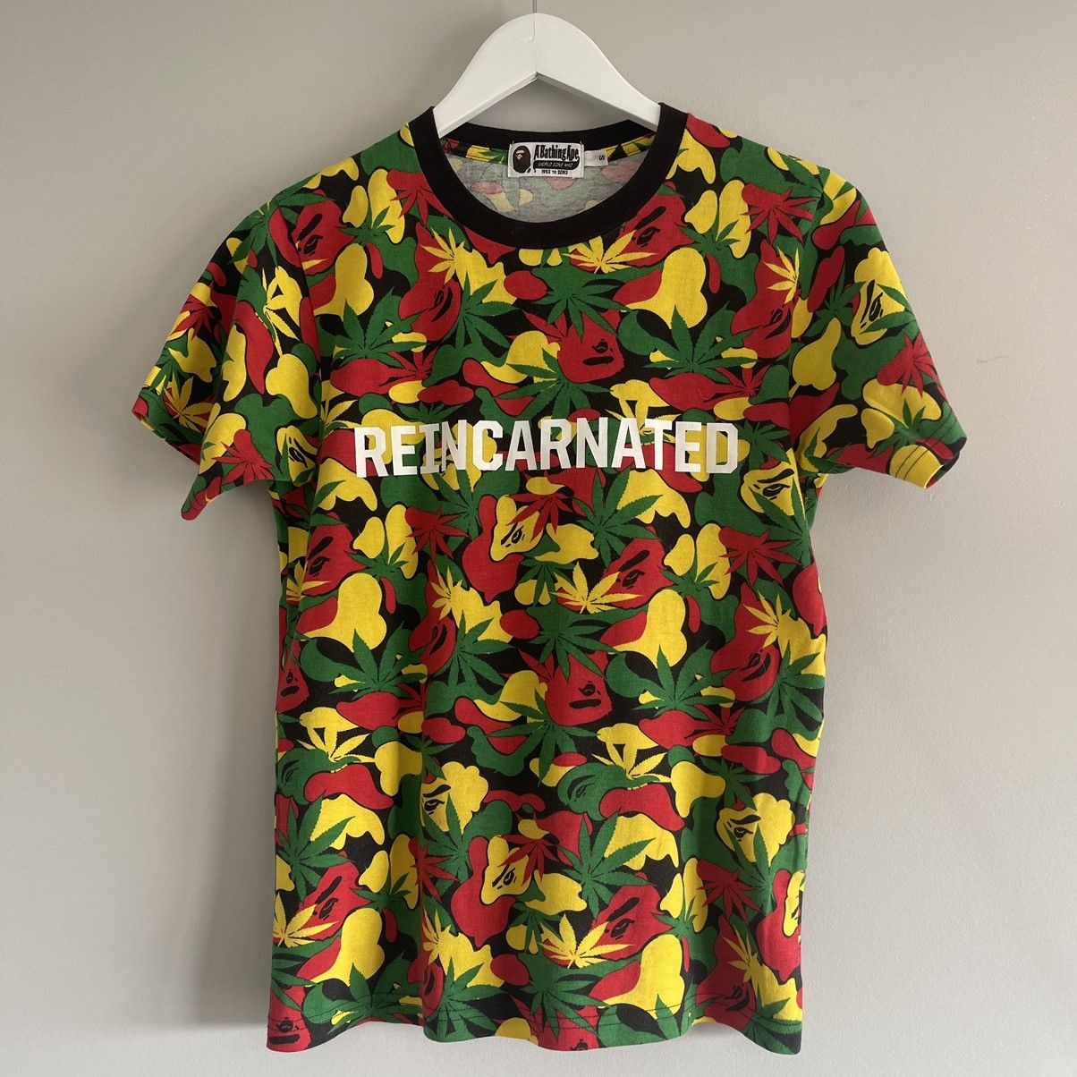 Bape × Snoop Dogg Bape X Snoop Lion Reincarnated Rasta Camo Pot Leaf Tee Size US S / EU 44-46 / 1 - 2 Thumbnail