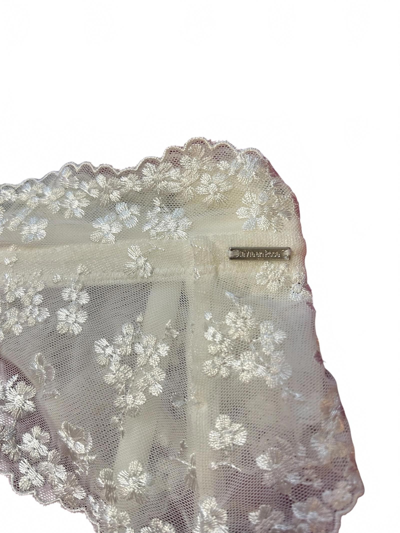 Designer La Vie en Rose Elegant Lace Garter Belt Size ONE SIZE - 3 Thumbnail