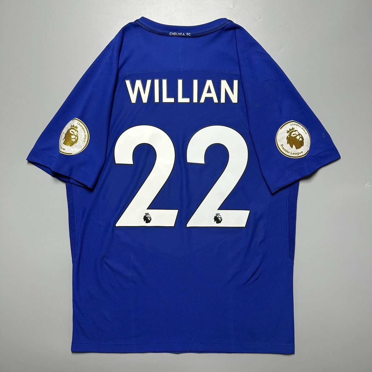 Vintage CHELSEA NIKE 2017/18 SOCCER PLAYER ISSUE JERSEY #22 WILLIAN Size US M / EU 48-50 / 2 - 1 Thumbnail
