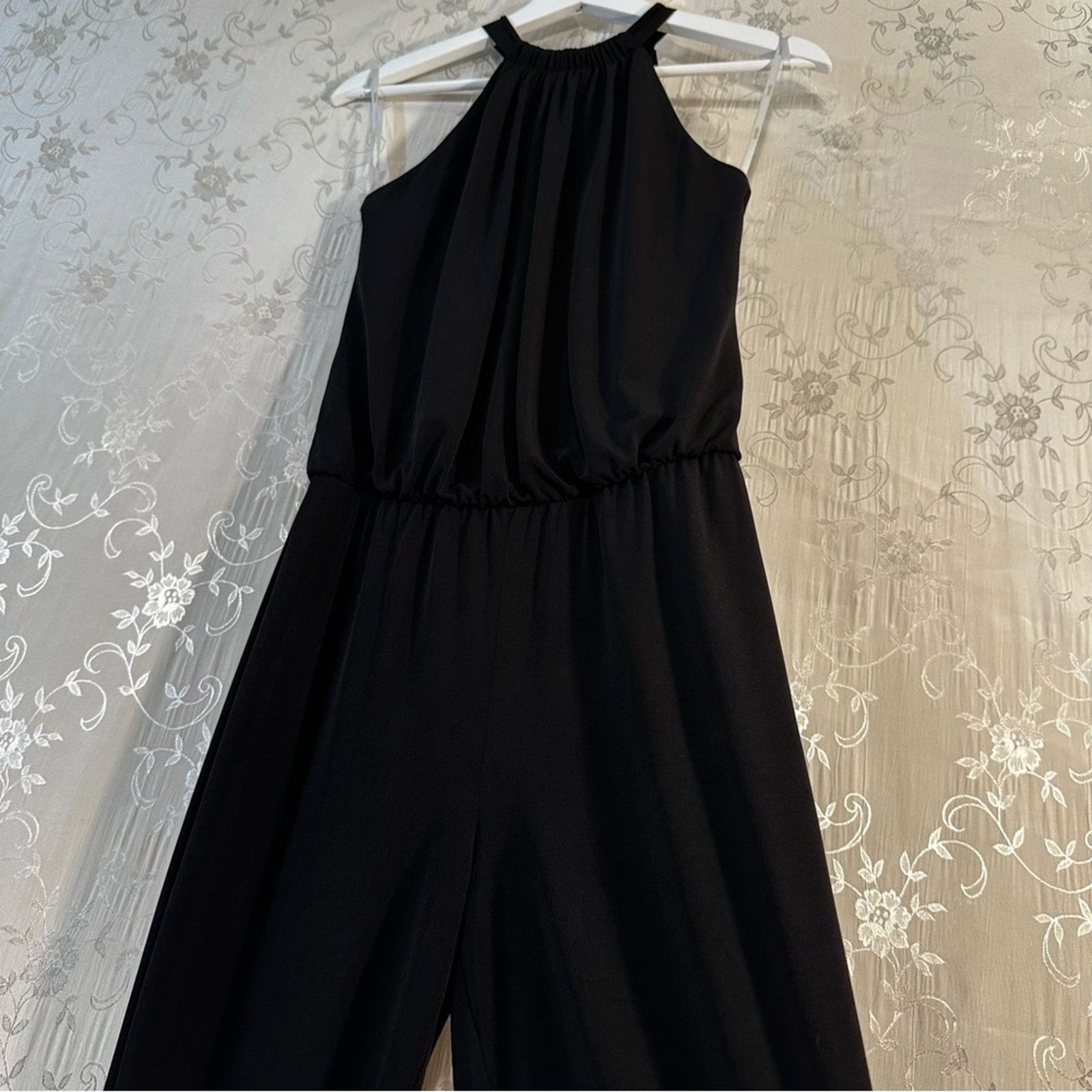 Laundry by Shelli Segal Laundry By Shelli Segal Black Halter Jumpsuit Size 2 Size 26" / US 2 / IT 38 - 7 Thumbnail