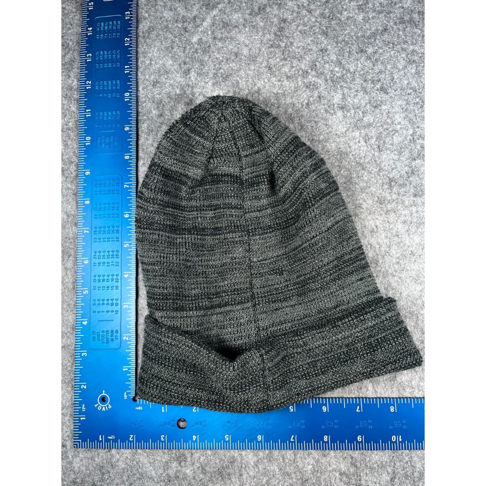 Vintage Igloos Beanie Adult One Size Gray Black White Stripe Knit 100% Acrylic Ski Hat/Cap Unisex Adults Beanie Striped Outdoor Winter Mens Womens Size ONE SIZE - 4 Thumbnail