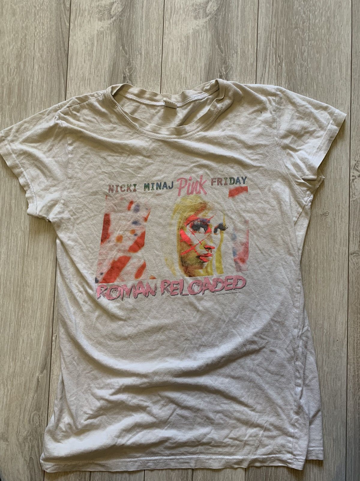 Band Tees Nicki Minaj 2012 t-shirt pink Friday roman reloaded y2k rap Size US S / EU 44-46 / 1 - 1 Thumbnail