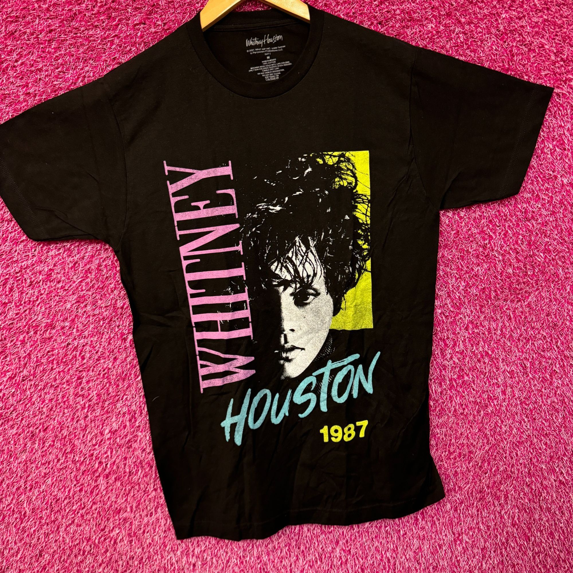 Other Whitney Houston 1987 Alternate Album Art Dance Pop Tee M Size US M / EU 48-50 / 2 - 3 Thumbnail