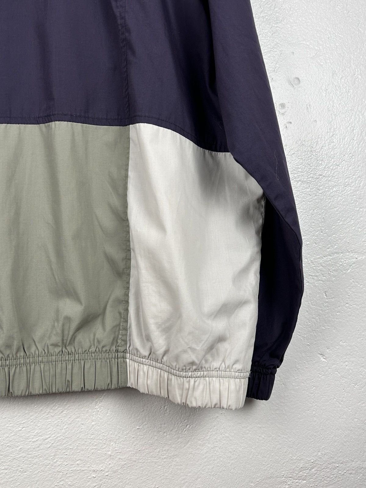 Nike 90s Vintage Nike Lightweight Windbreaker Jacket Size US L / EU 52-54 / 3 - 7 Thumbnail