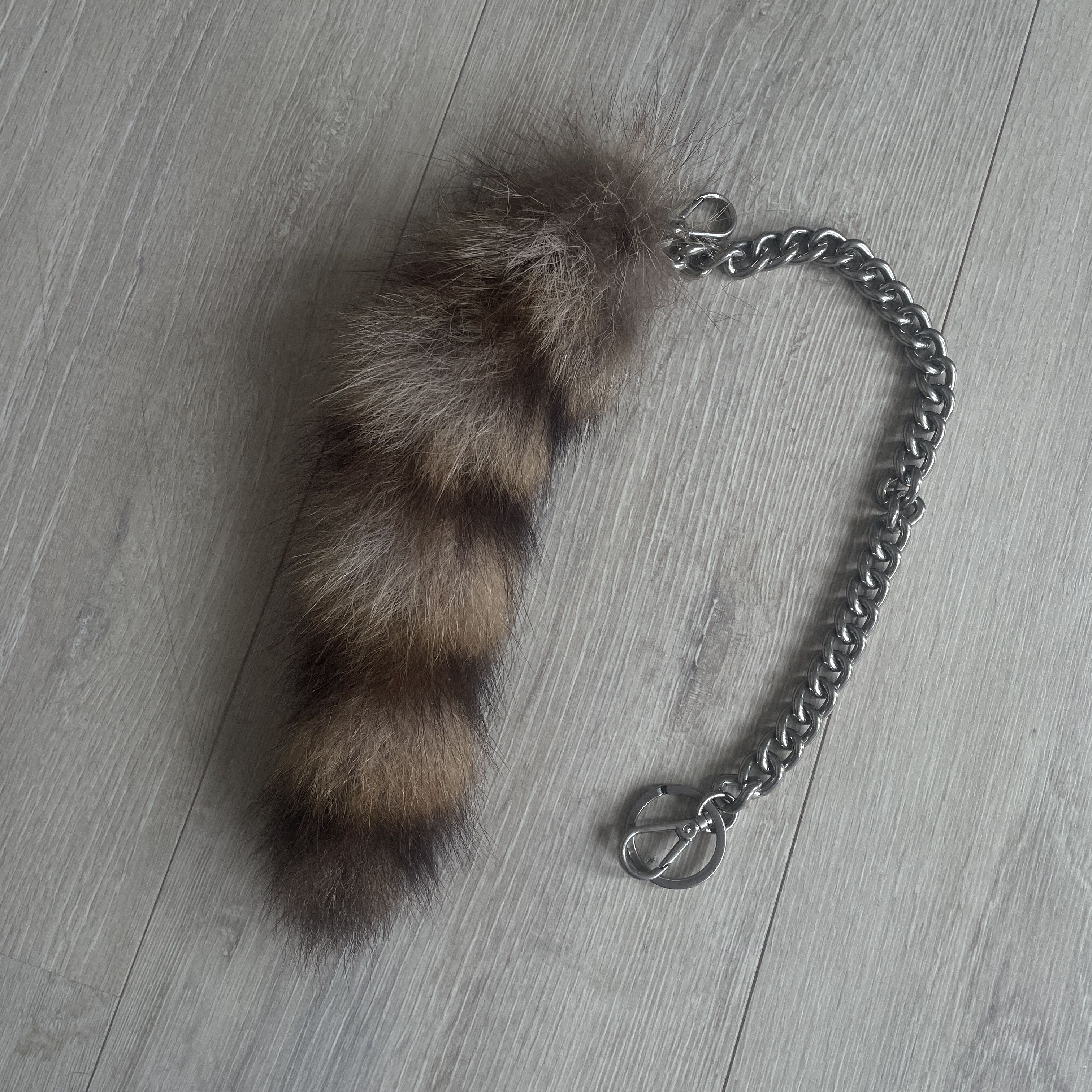 Prada Prada faux raccoon tail keychain Size ONE SIZE - 2 Thumbnail