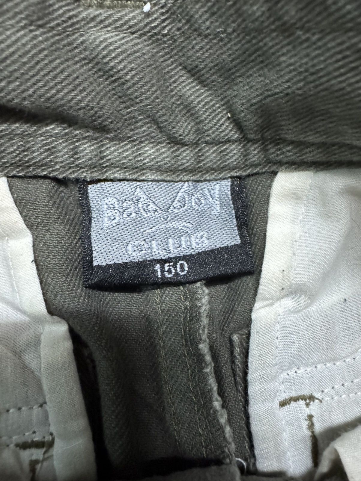 Japanese Brand VINTAGE WIDE BAGGY BAD BOY USA CARGO THRASHED INSANE WEAR Size US 27 - 7 Thumbnail