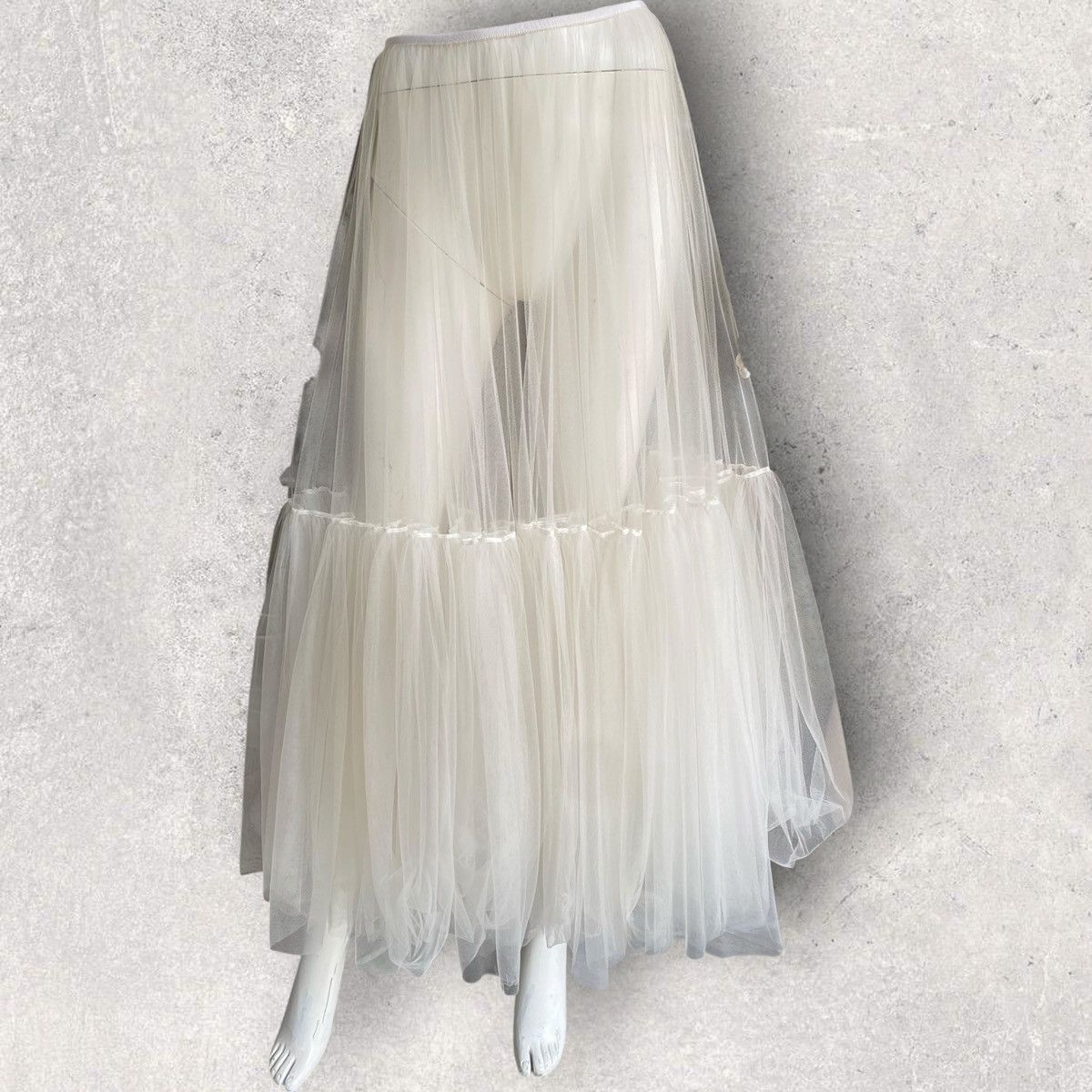 Dior Christian Dior Mesh Tulle Skirt Size 26" / US 2 / IT 38 - 1 Thumbnail