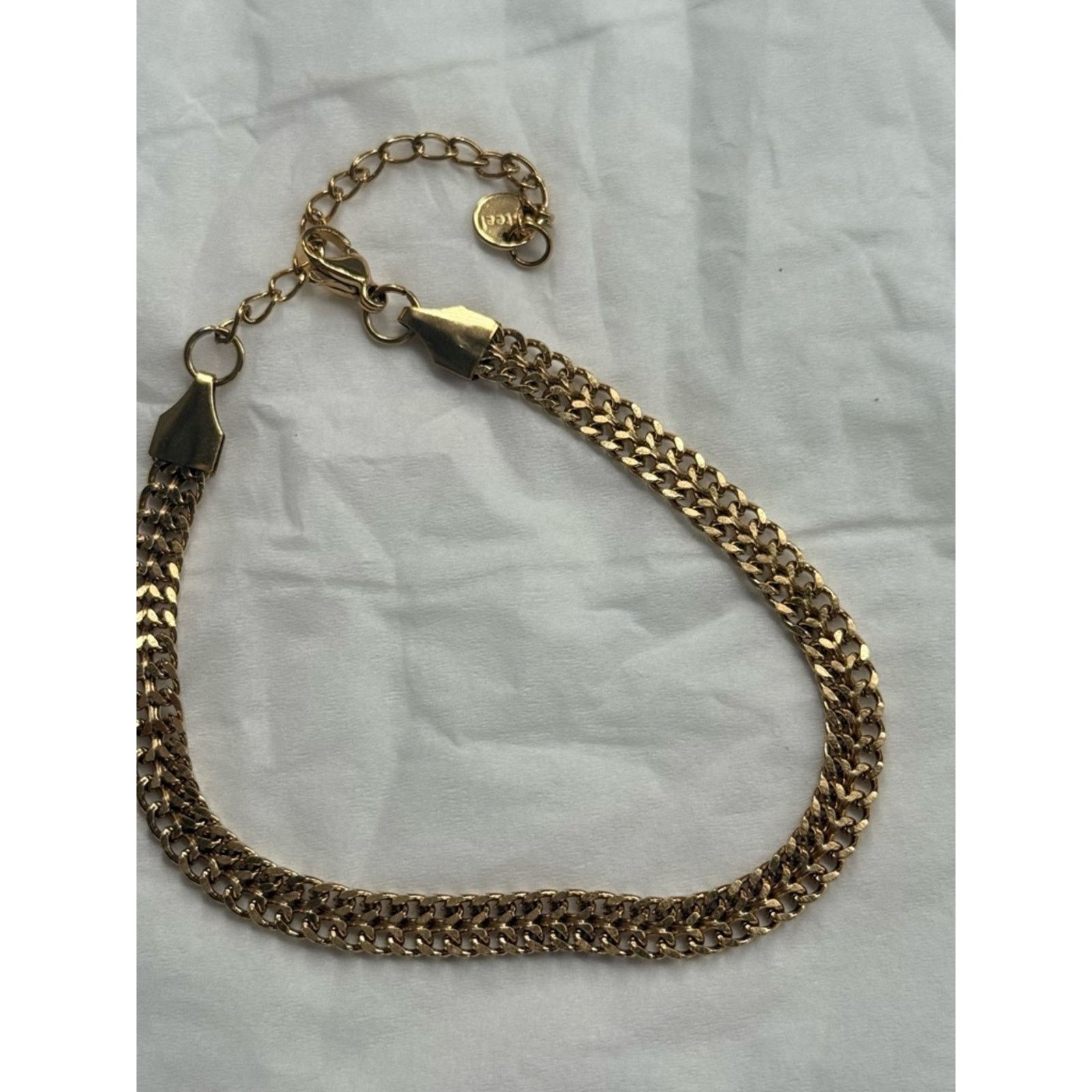 & Other Stories Minimalist Gold Double-Link Chain Bracelet for Women Size ONE SIZE - 2 Thumbnail