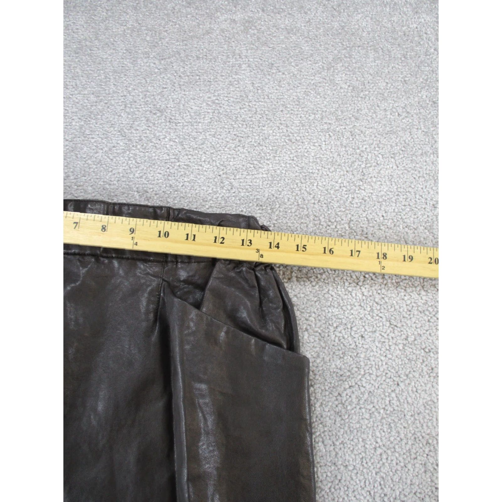Zara VINTAGE Zara Mini Skirt Womens Small Black Faux Leather Pockets Casual Party Wardrobe Size 28" / US 6 / IT 42 - 5 Thumbnail