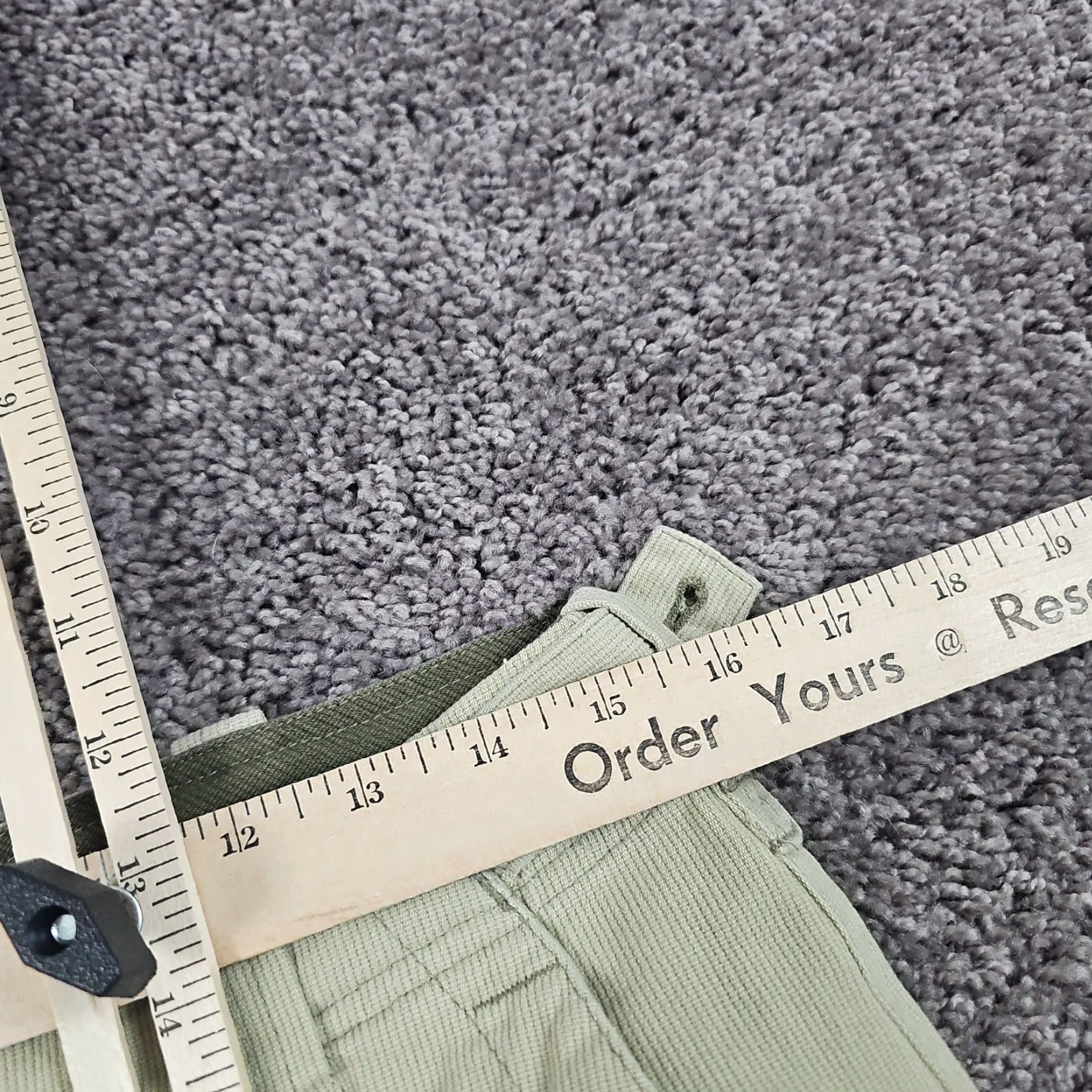 Old Navy VINTAGE Old Navy Pants Mens 31 Beige Corduroy Cargo Grunge Adjustable Y2K Size US 31 - 6 Thumbnail