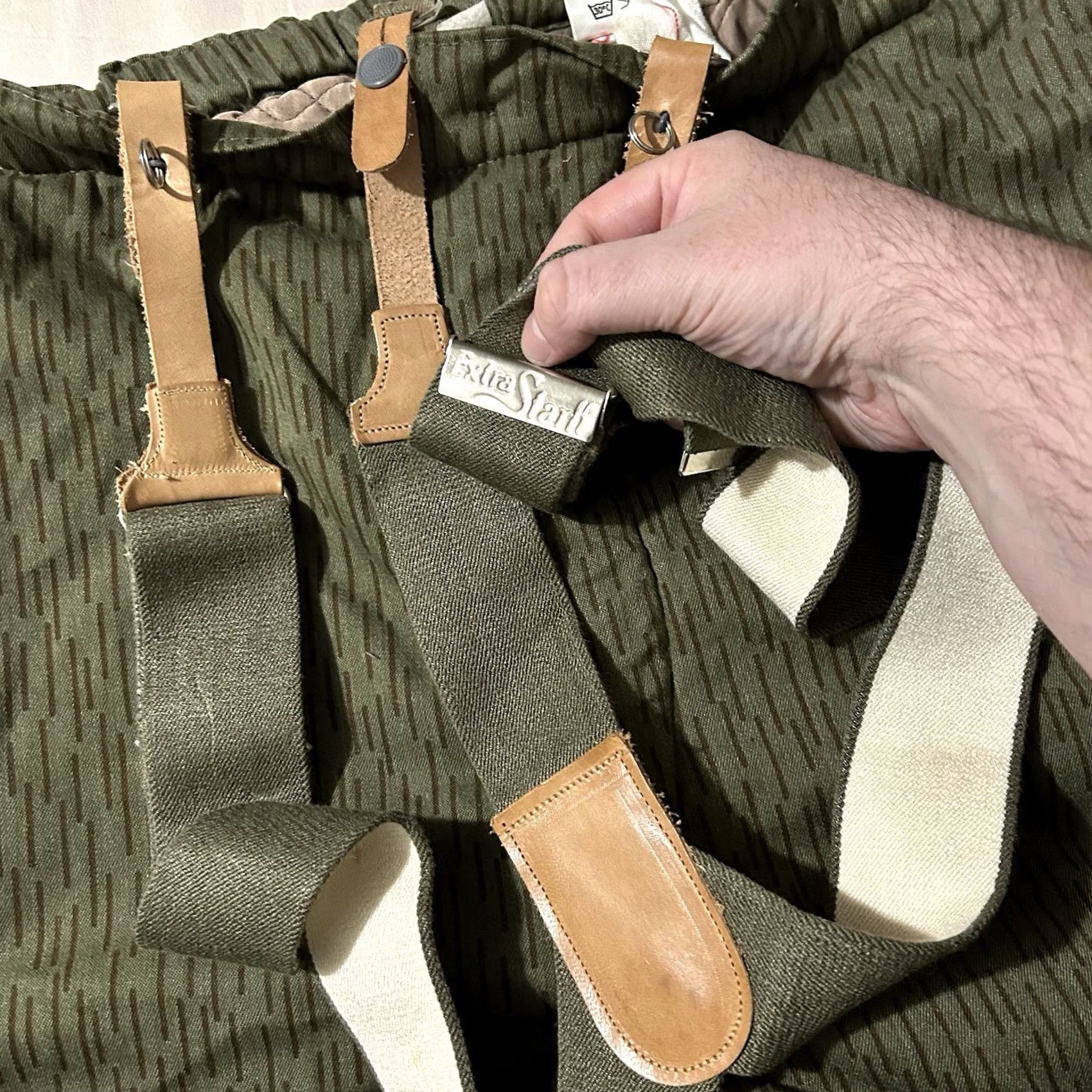 Rains VINTAGE German Military Rain Drop Camo Insulated Pants With Suspenders Large L Green Cargo Men Size US 33 - 2 Thumbnail