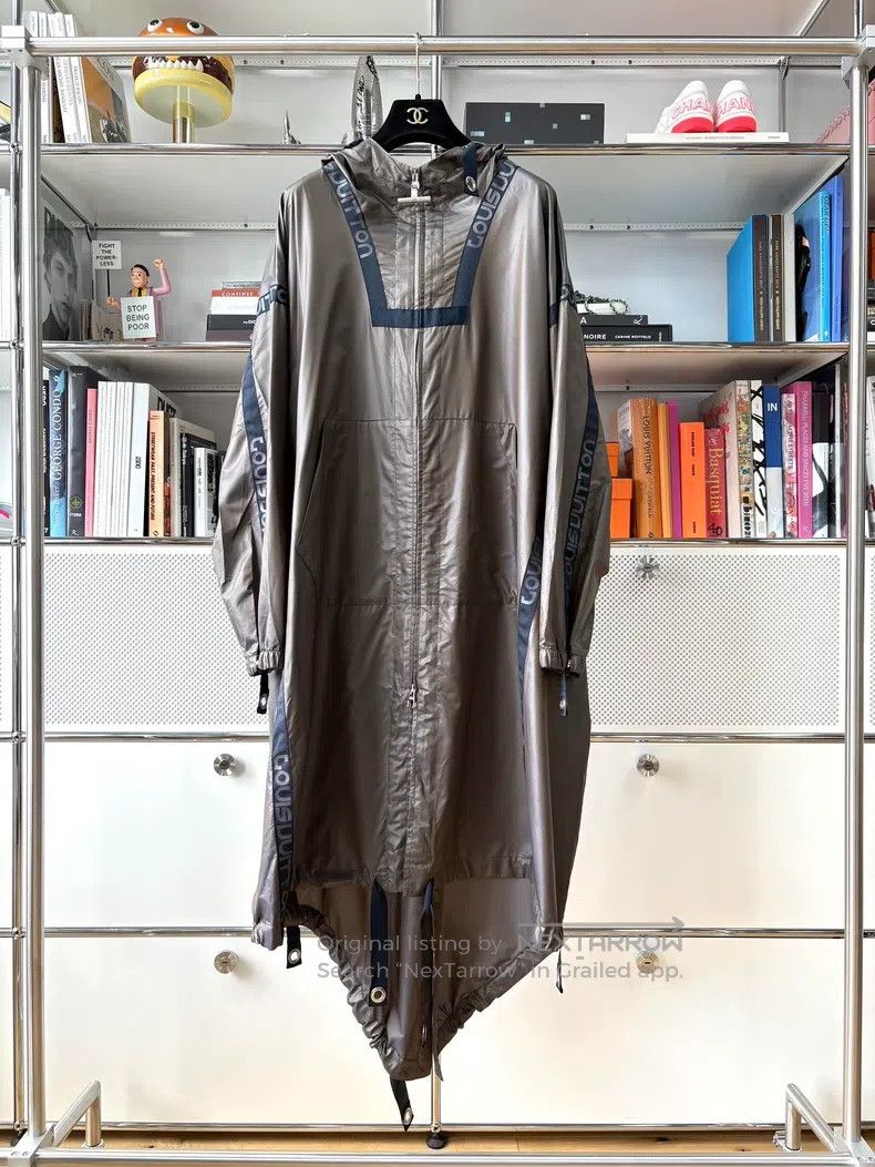 Louis Vuitton Louis Vuitton Laser Letter Windbreaker coat Size US S / EU 44-46 / 1 - 3 Thumbnail