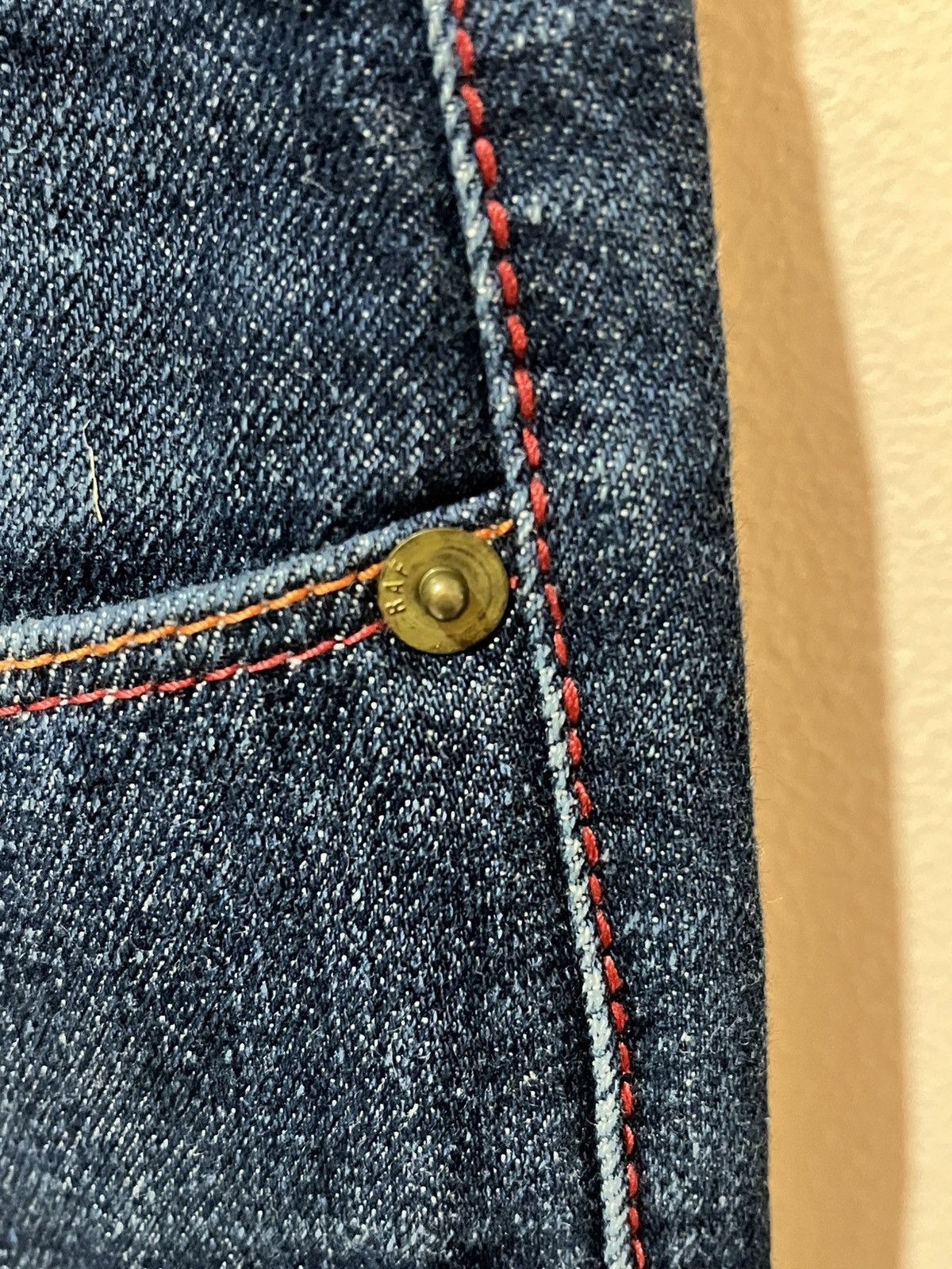 Raf by Raf Simons Raf By Raf Simons - Yellow Patent Back Pockets - Jeans Size US 30 / EU 46 - 6 Thumbnail