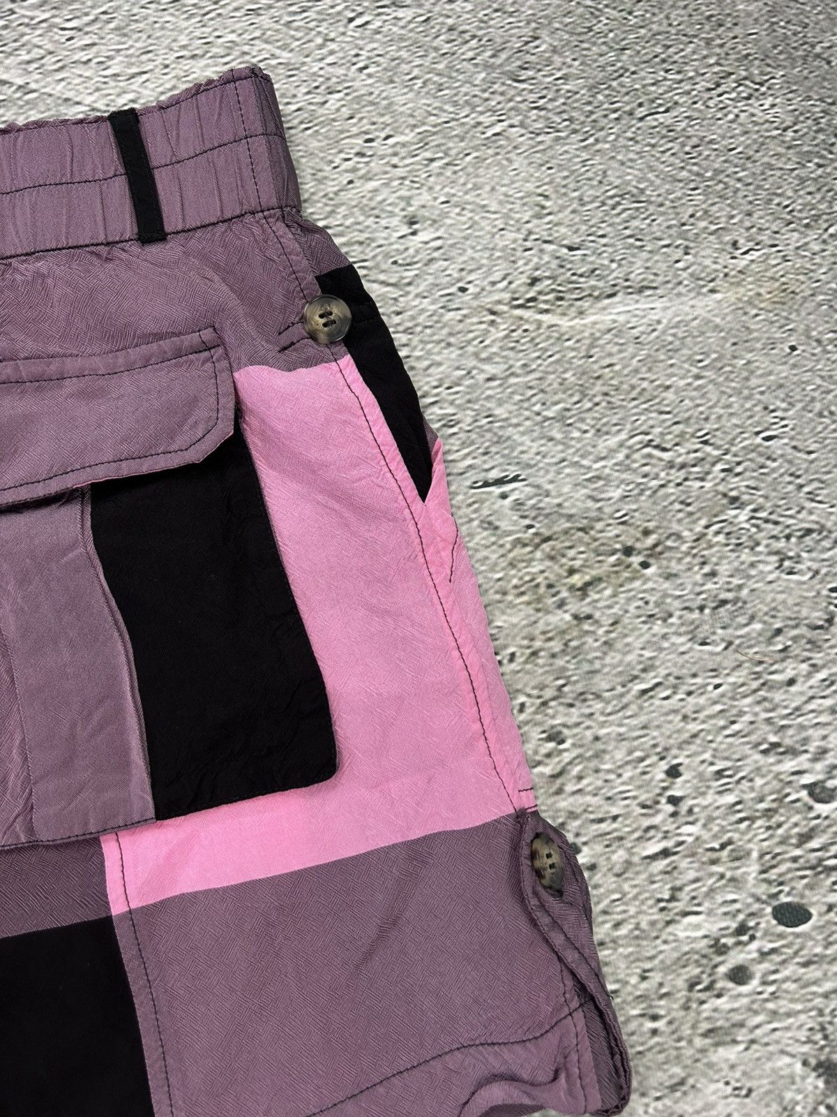 Ganni Ganni shorts viscose pink black checkered Size 28" / US 6 / IT 42 - 8 Thumbnail