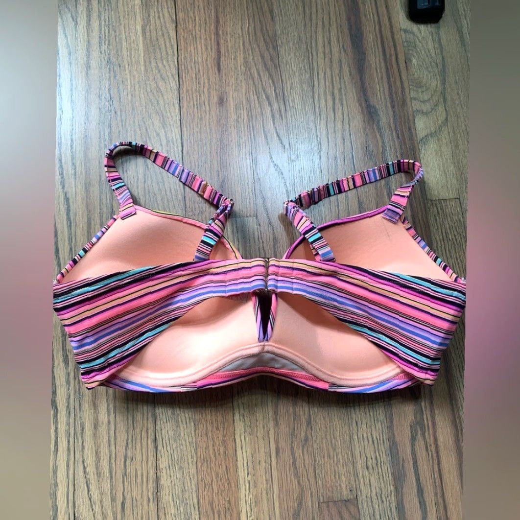 Victoria's Secret Victoria's Secret Bikini Swimsuit Set Convertible Top 36D Medium Bottoms Multicolor Women M Size M / US 6-8 / IT 42-44 - 7 Thumbnail