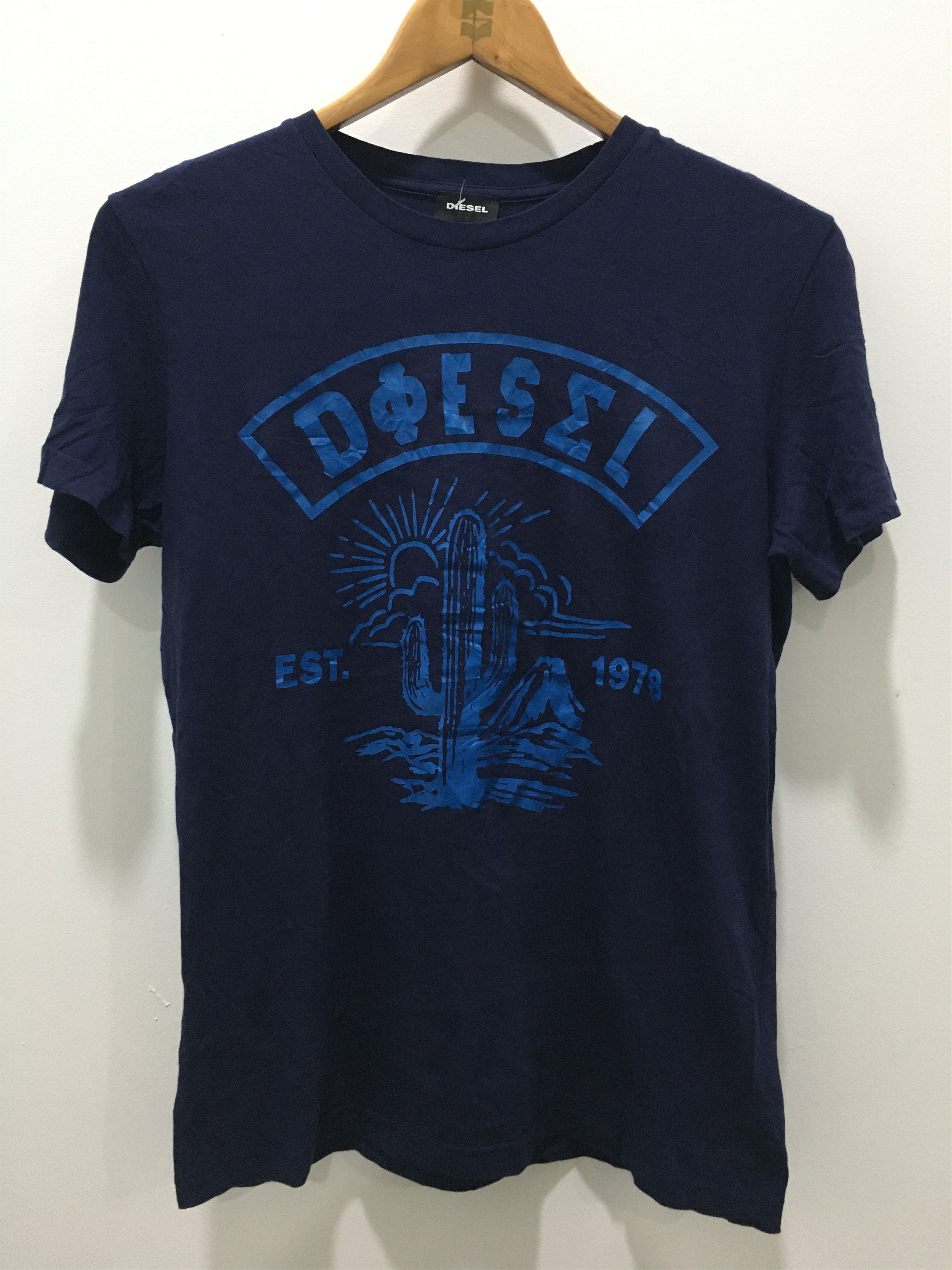 Diesel navy t shirt