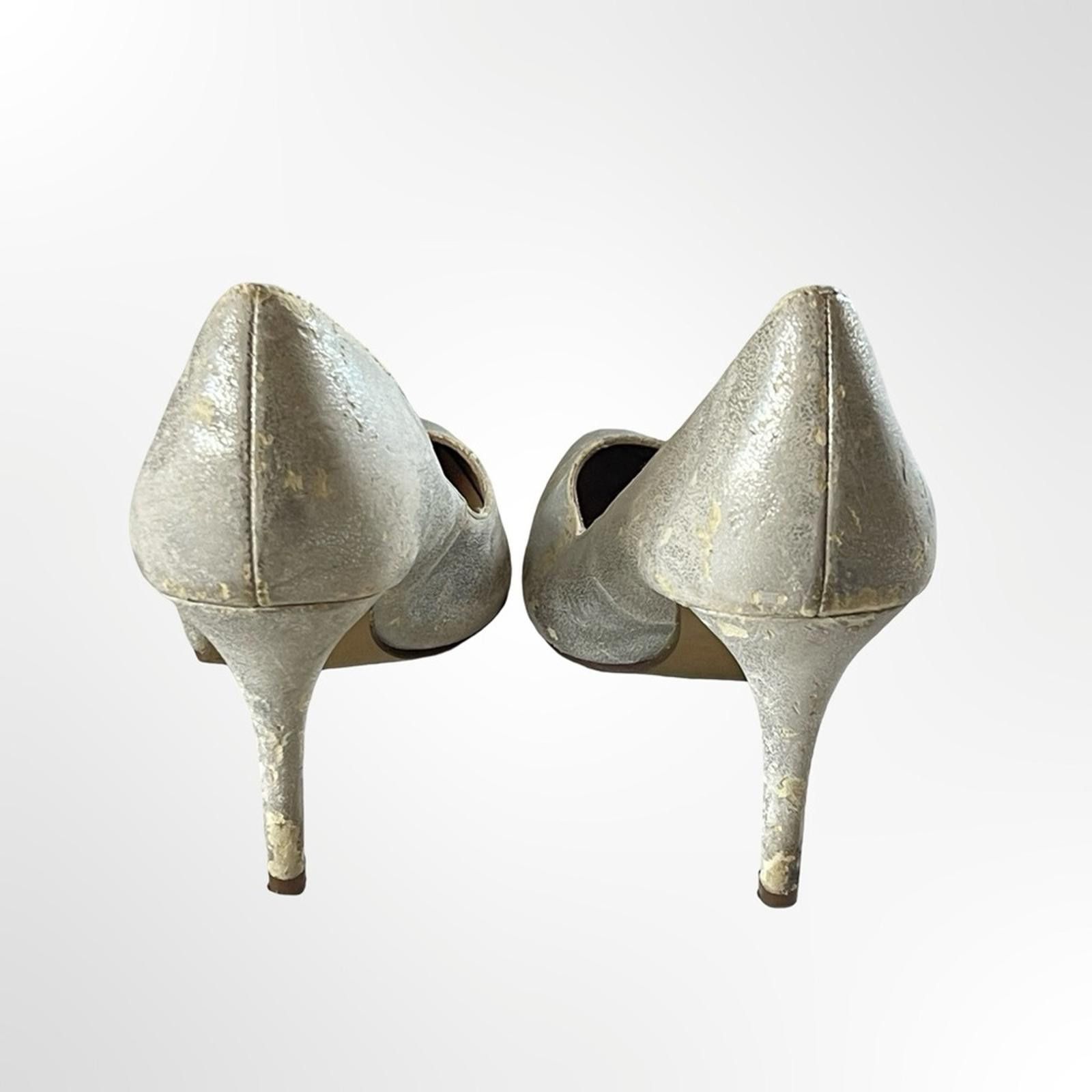 Rock & Republic Rock & Republic Silver Metallic Pointed Toe Stilettos in 8.5 Size US 8.5 / IT 38.5 - 6 Thumbnail
