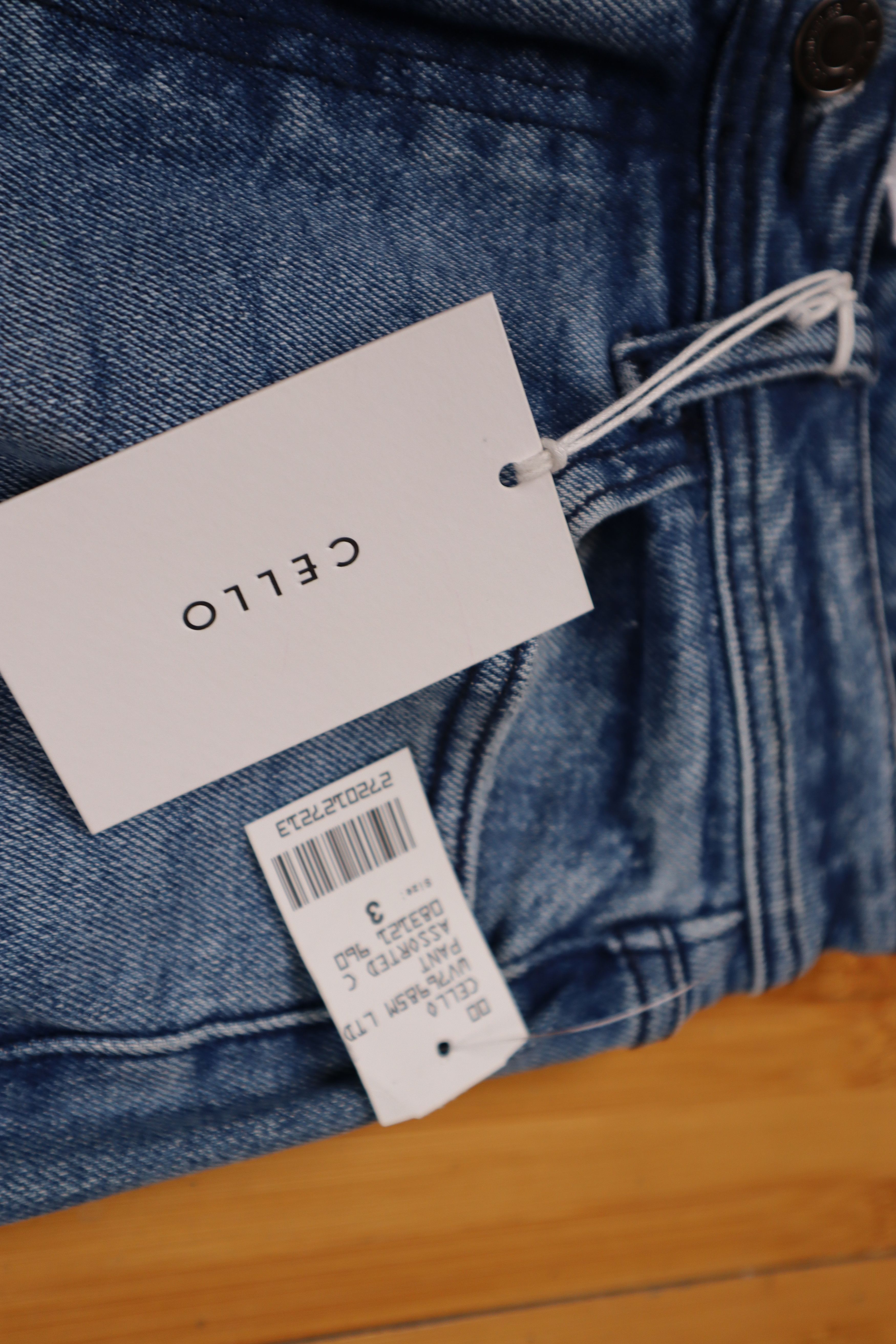 Celio CELLO High Rise Distressed Skinny Jeans – Size 3 – NWT Studi Size 27" / US 4 / IT 40 - 4 Thumbnail