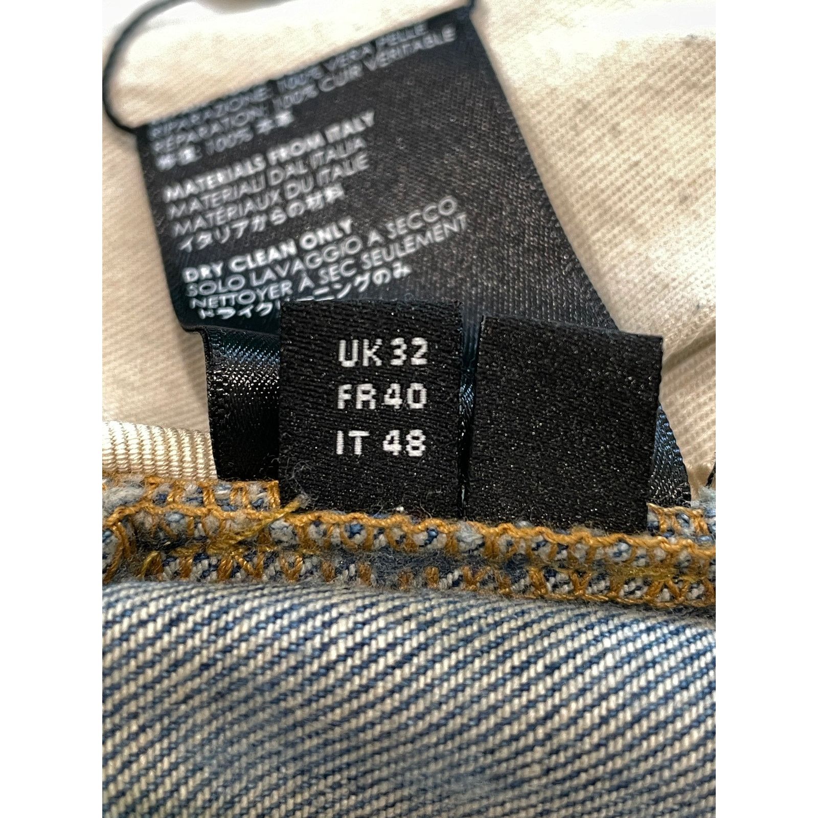Amiri Amiri White Side Logo Light Wash Blue Jeans Size US 32 / EU 48 - 14 Thumbnail