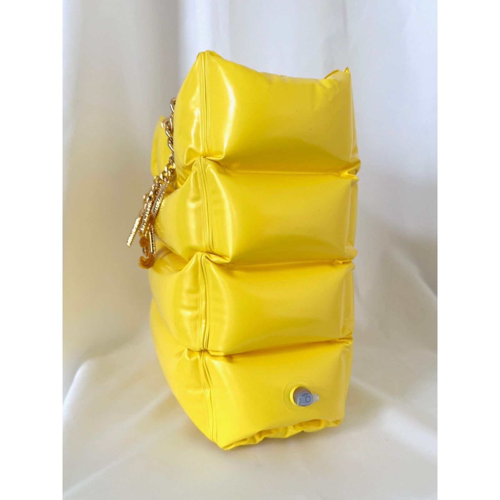 Moschino SS23 Moschino Yellow Inflatable Pool Float PVC Tote Bag Size ONE SIZE - 9 Thumbnail