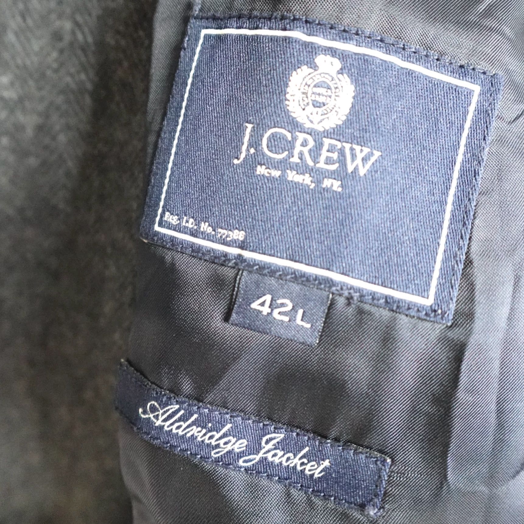 J.Crew J. Crew Sport Coat 42L Gray Herringbone Moon Tweed 3 Roll 2 Jacket Single-Breasted Three-Button Notch Lapel Mens Regular Vintage: No Size US XS / EU 42 / 0 - 4 Thumbnail