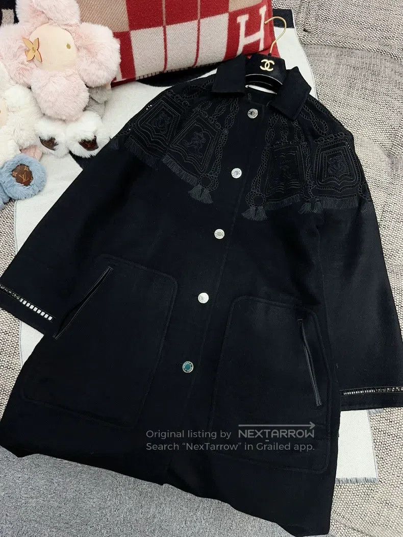 Hermes Hermes Black Cutout Embroidery Pattern Cashmere Coat Size XXS / US 00 / IT 34 - 9 Thumbnail