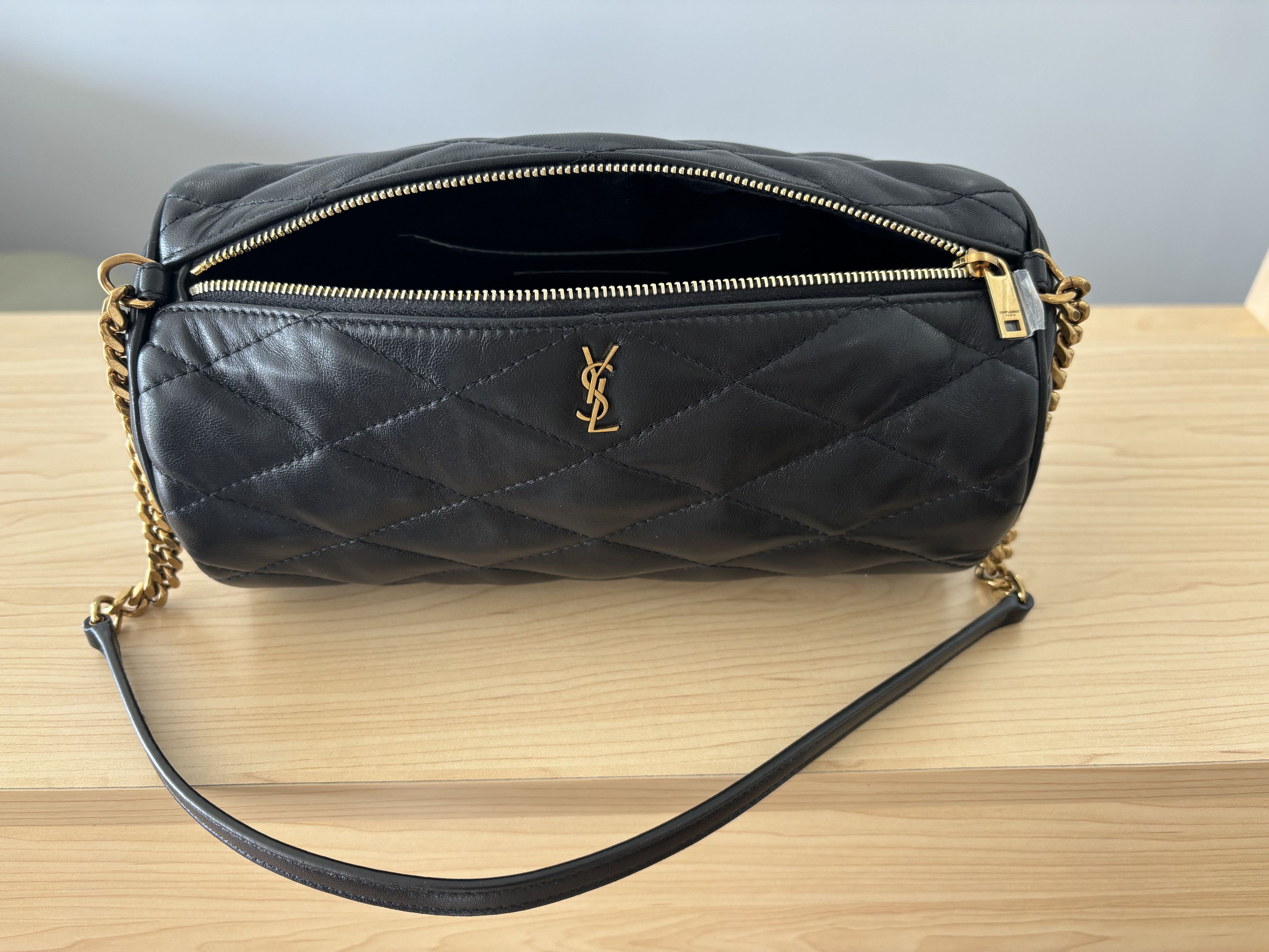 Yves Saint Laurent YSL NEW sade tube black leather Size ONE SIZE - 9 Thumbnail