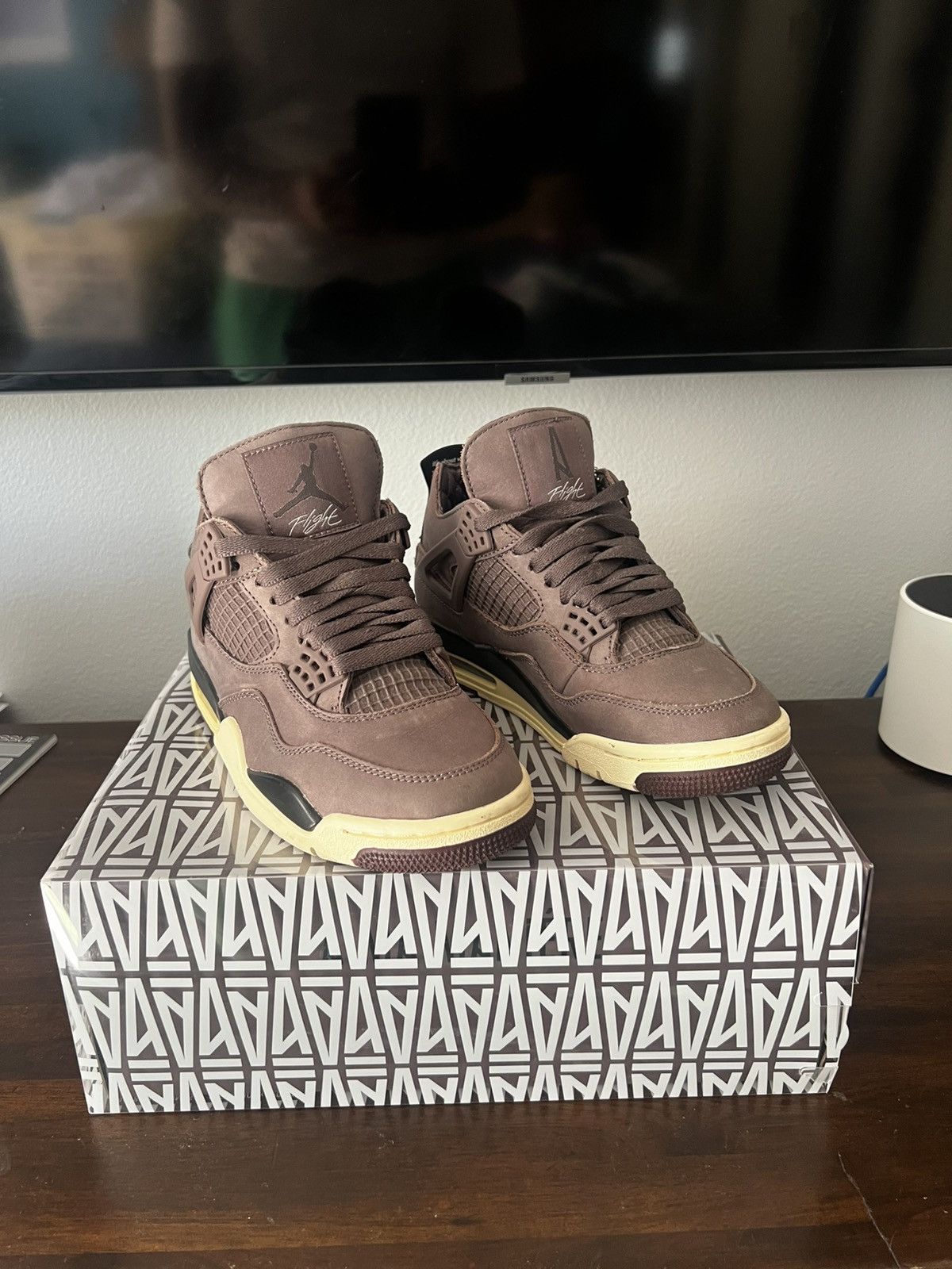 A Ma Maniere × Jordan Brand Jordan 4 Retro SP A Ma Maniére Violet Ore size 4 Size US 5 / EU 37 - 1 Thumbnail