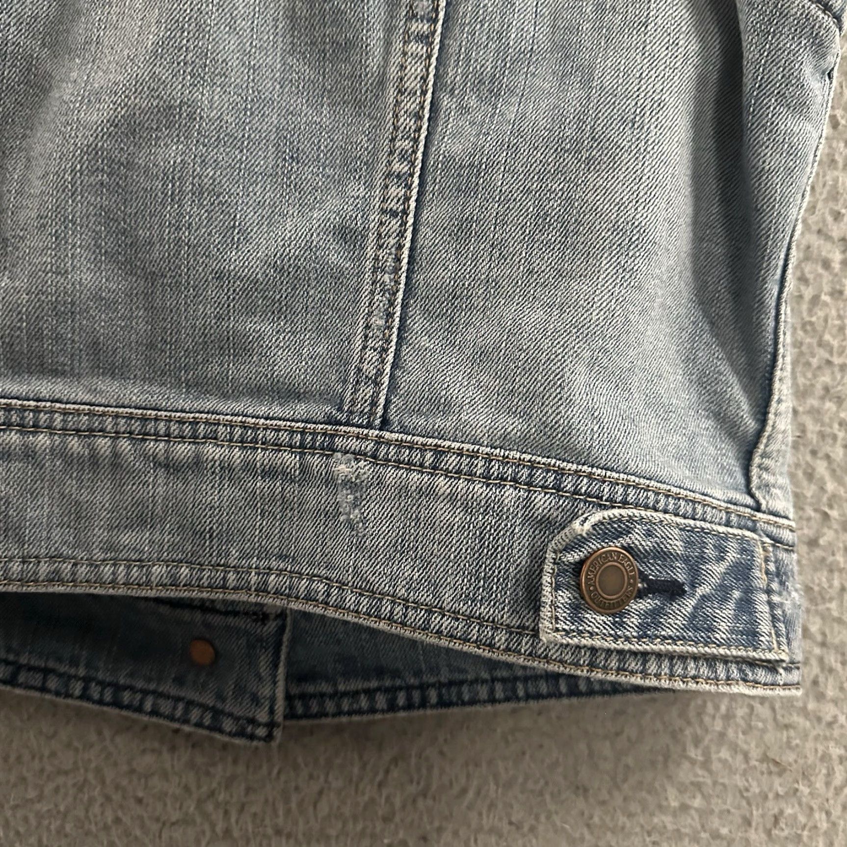 American Eagle Outfitters VINTAGE American Eagle Womens Denim Vest Blue Size Medium Button 100% Cotton Size M / US 6-8 / IT 42-44 - 7 Thumbnail