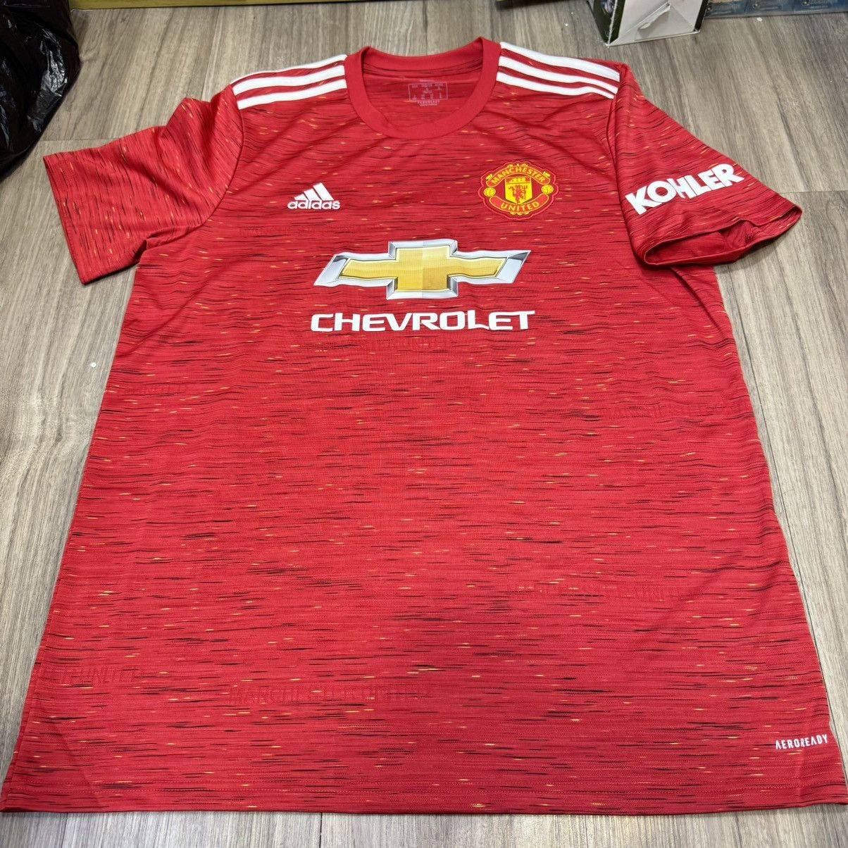 Adidas × Designer Manchester United 20/21 special home shirt #18 Fernandes Size US XL / EU 56 / 4 - 1 Thumbnail