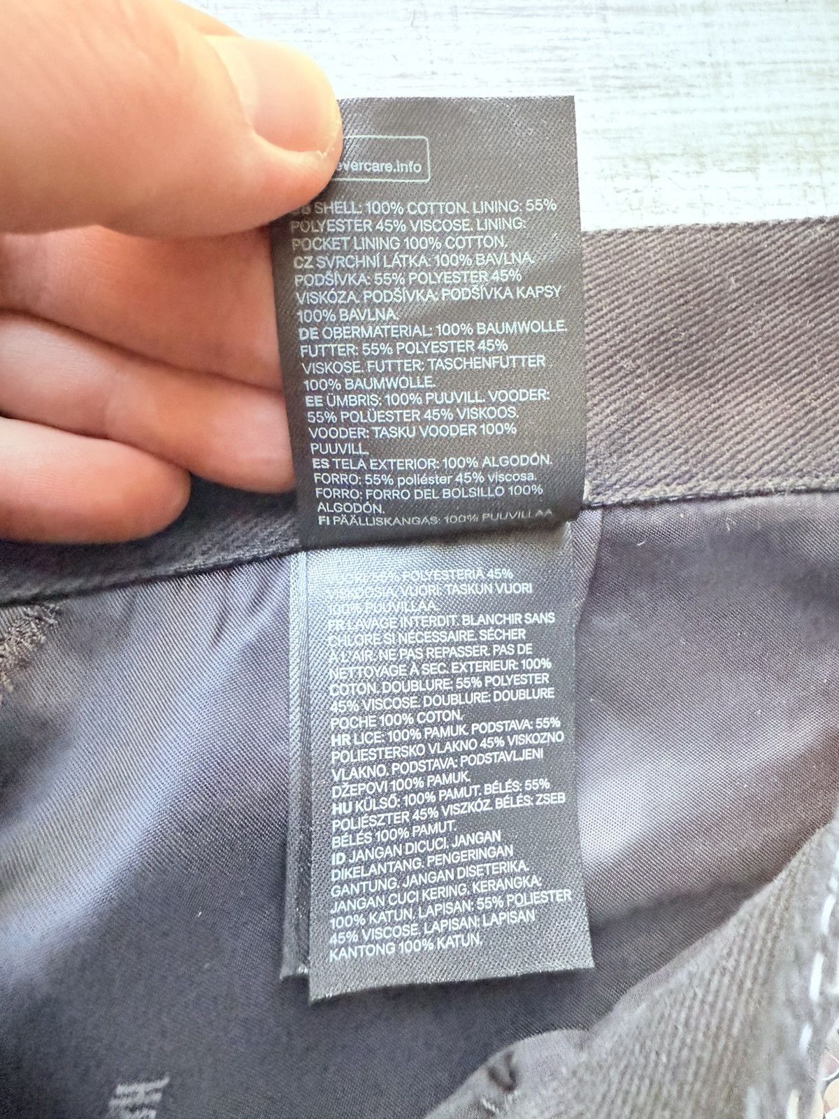 H&M × Moschino H&M x Moschino sequin pants size 34 gently used silver Size US 43 - 7 Thumbnail