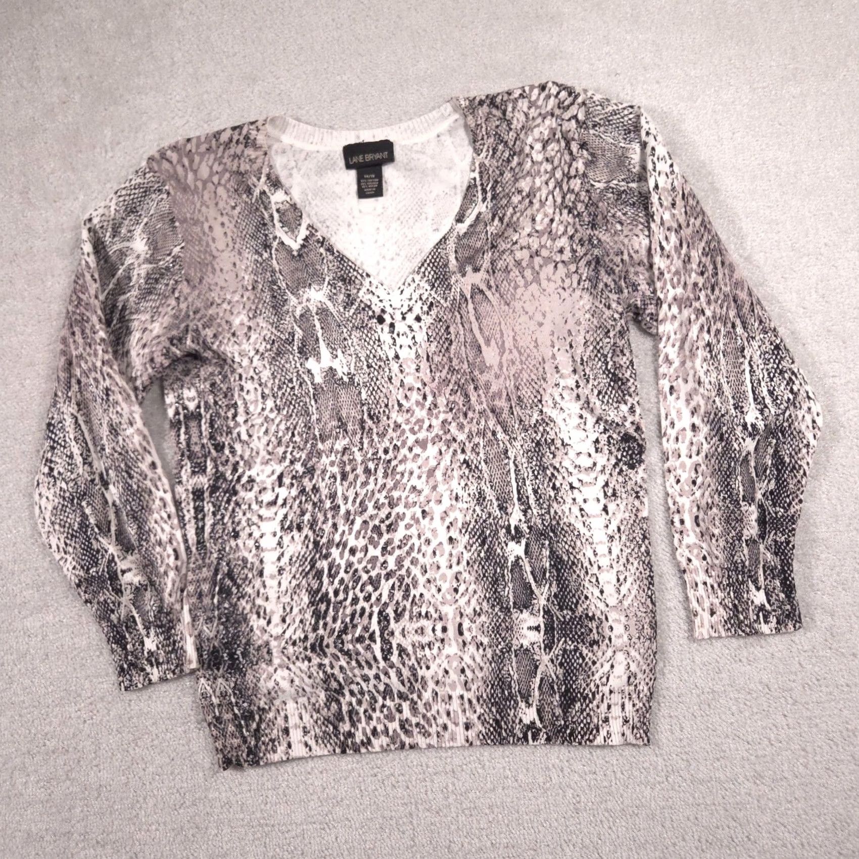 Vintage Lane Bryant Sweater Womens 14/16 Gray Snake Print V Neck Long Sleeves Knit Size XL / US 12-14 / IT 48-50 - 3 Thumbnail