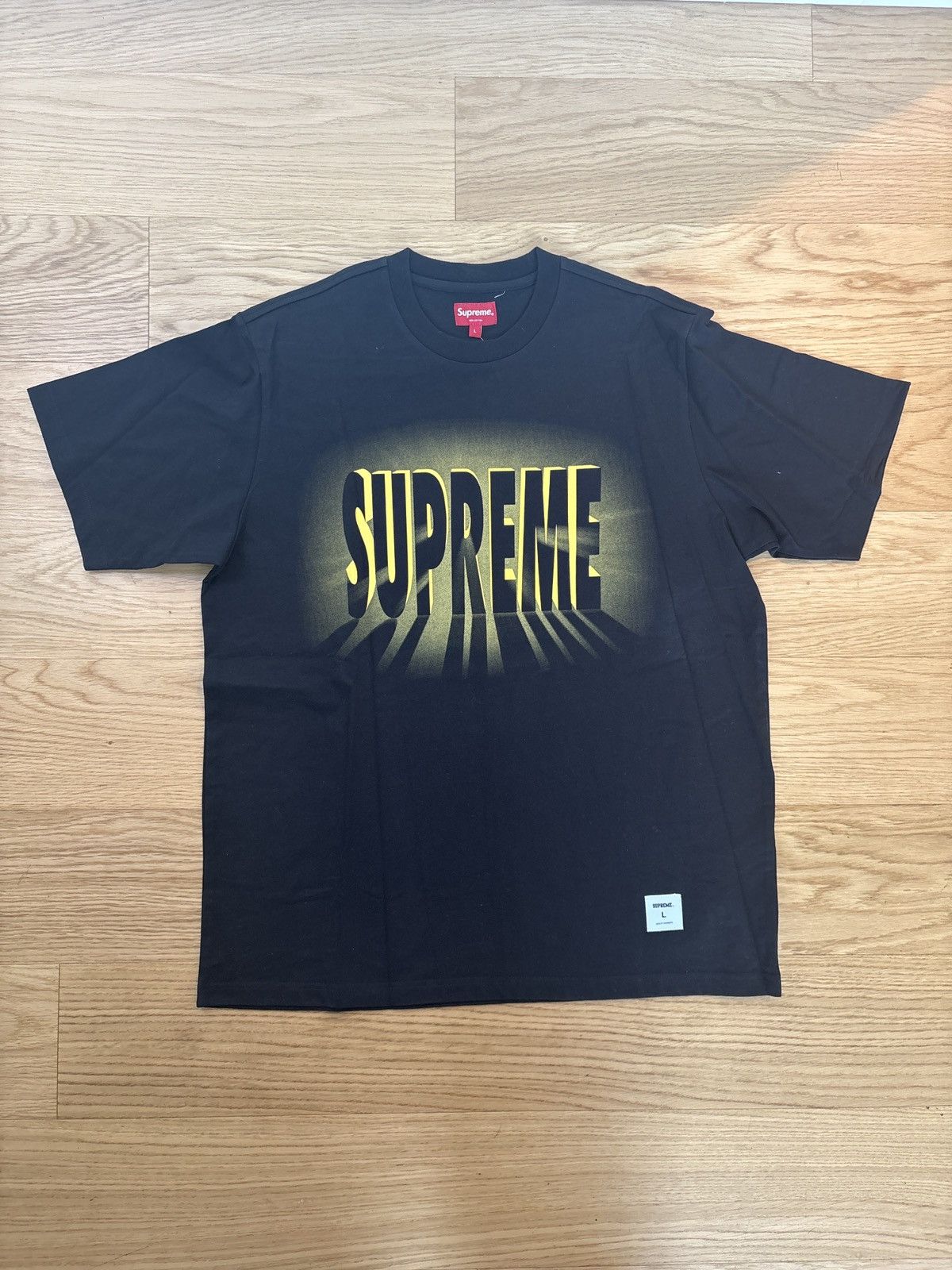 Supreme Supreme T-shirt Size US L / EU 52-54 / 3 - 1 Thumbnail