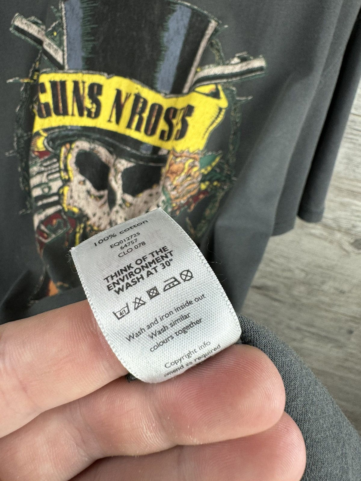 Guns N' Roses Vintage Guns N Roses tee rock band streetwear 2010 Y2K Size US XXL / EU 58 / 5 - 9 Thumbnail