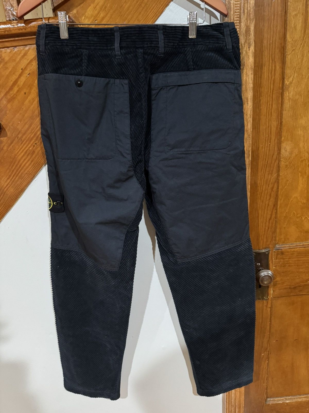 Stone Island Stone Island Navy Blue Corduroy Fatigue Cargo Pants sz. 30 Size US 30 / EU 46 - 9 Thumbnail