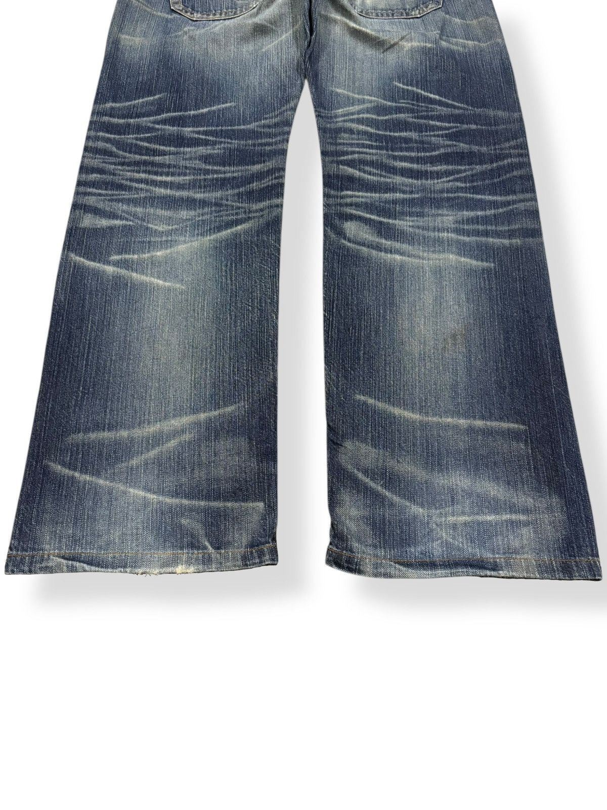 Edwin Vintage Edwin XV Whisker Washed Distressed Denim Bush Pants Size US 35 - 11 Thumbnail