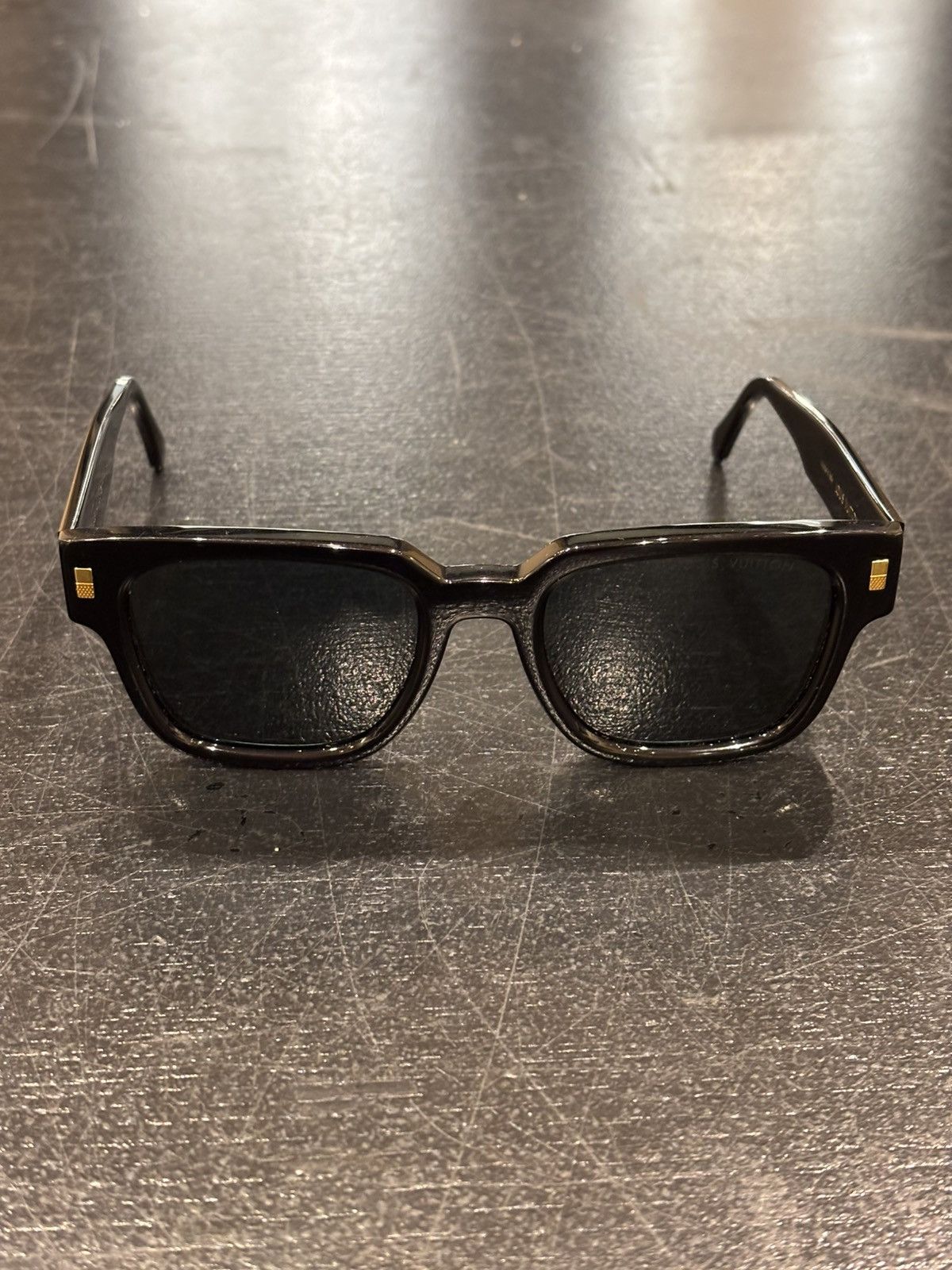 Louis Vuitton Louis Vuitton Escape Square Sunglasses Size ONE SIZE - 2 Thumbnail