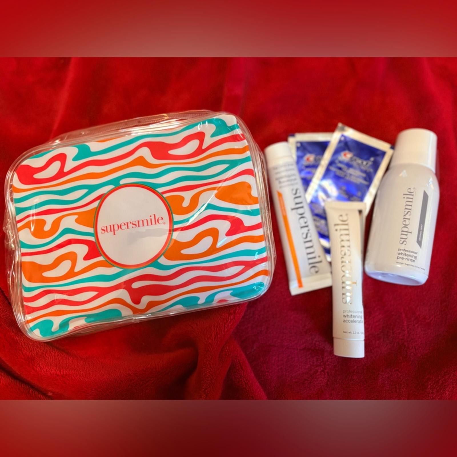 Other Vibrant Travel Kit Size ONE SIZE - 1 Thumbnail