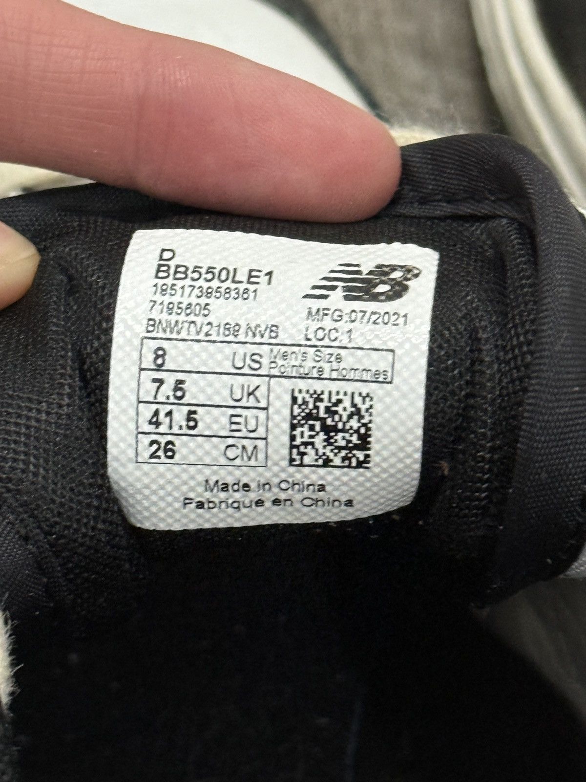 New Balance Green white and black 550 Size US 8 / EU 41 - 6 Thumbnail