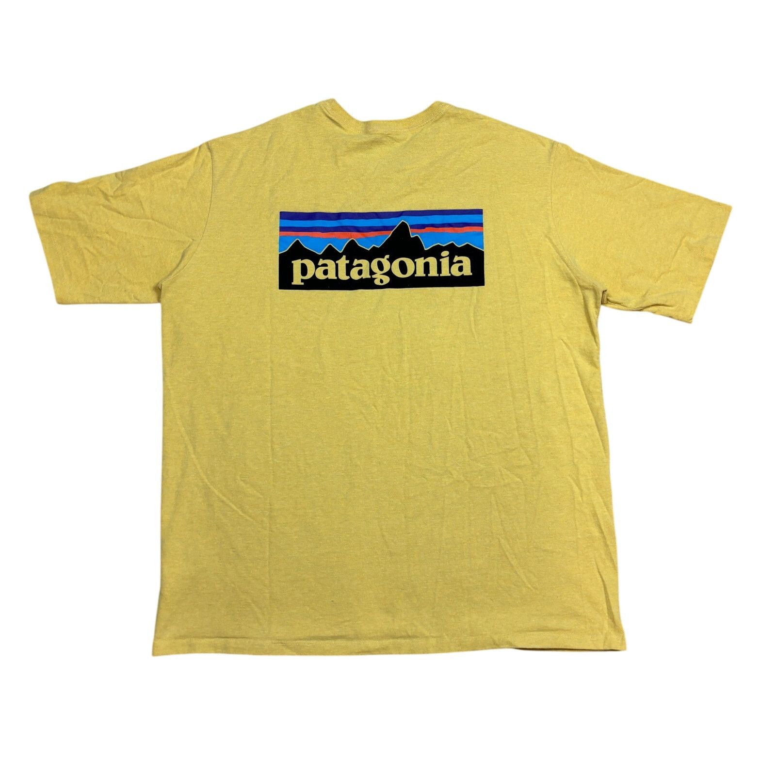 Patagonia Patagonia P-6 Logo Short Sleeve Responsibili-Tee Shirt XL Size US XL / EU 56 / 4 - 1 Thumbnail
